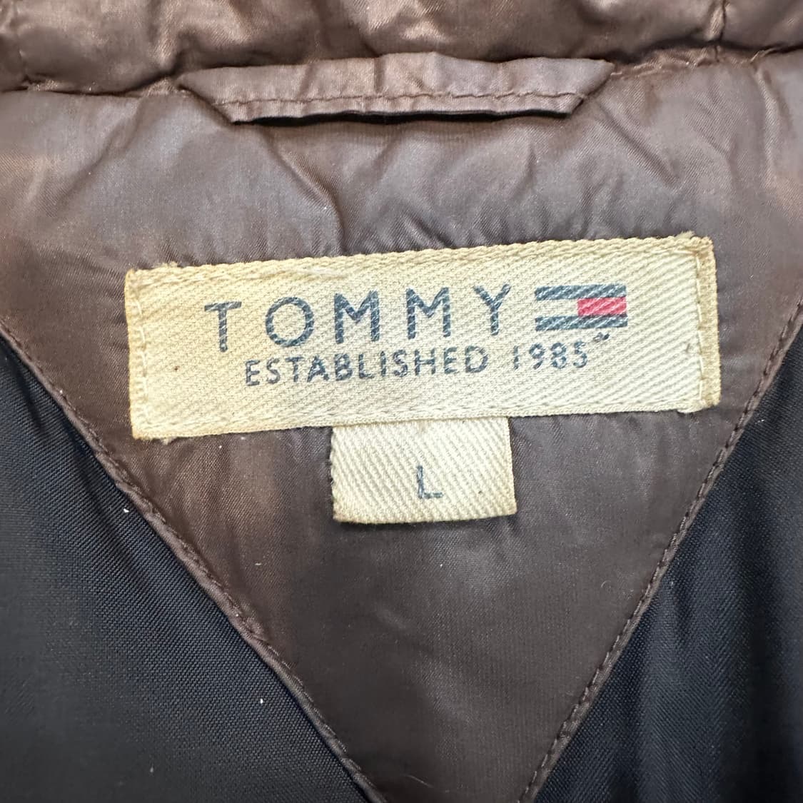 타미힐피거 블랙 무광 다운 패딩L 상품이미지6