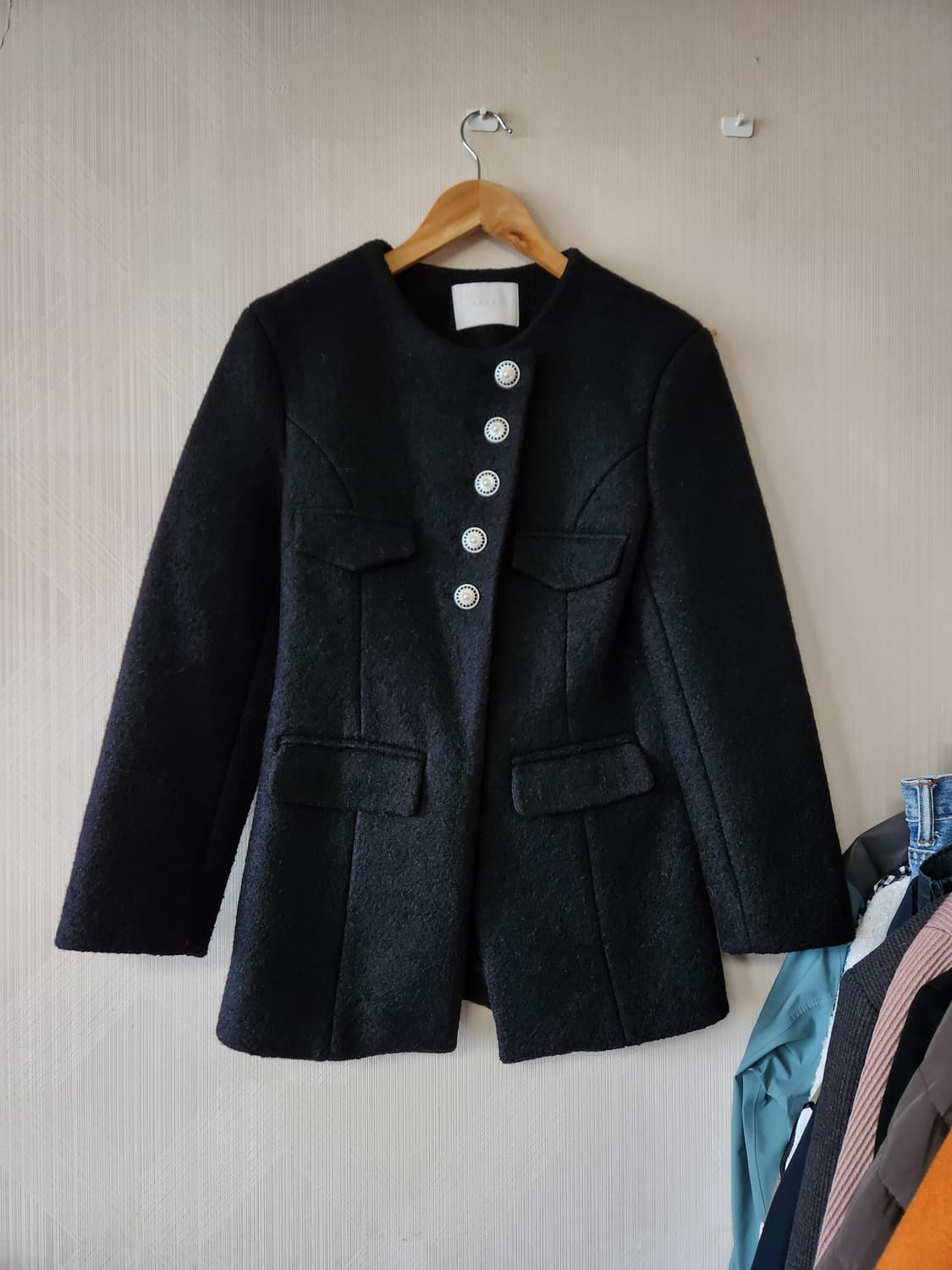 VERDI 블랙 부클 트위드 진주 버튼 자켓 44~날씬55  상품이미지3