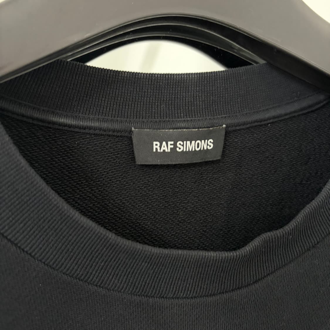 라프시몬스 아이솔레이트 맨투맨 상품이미지6