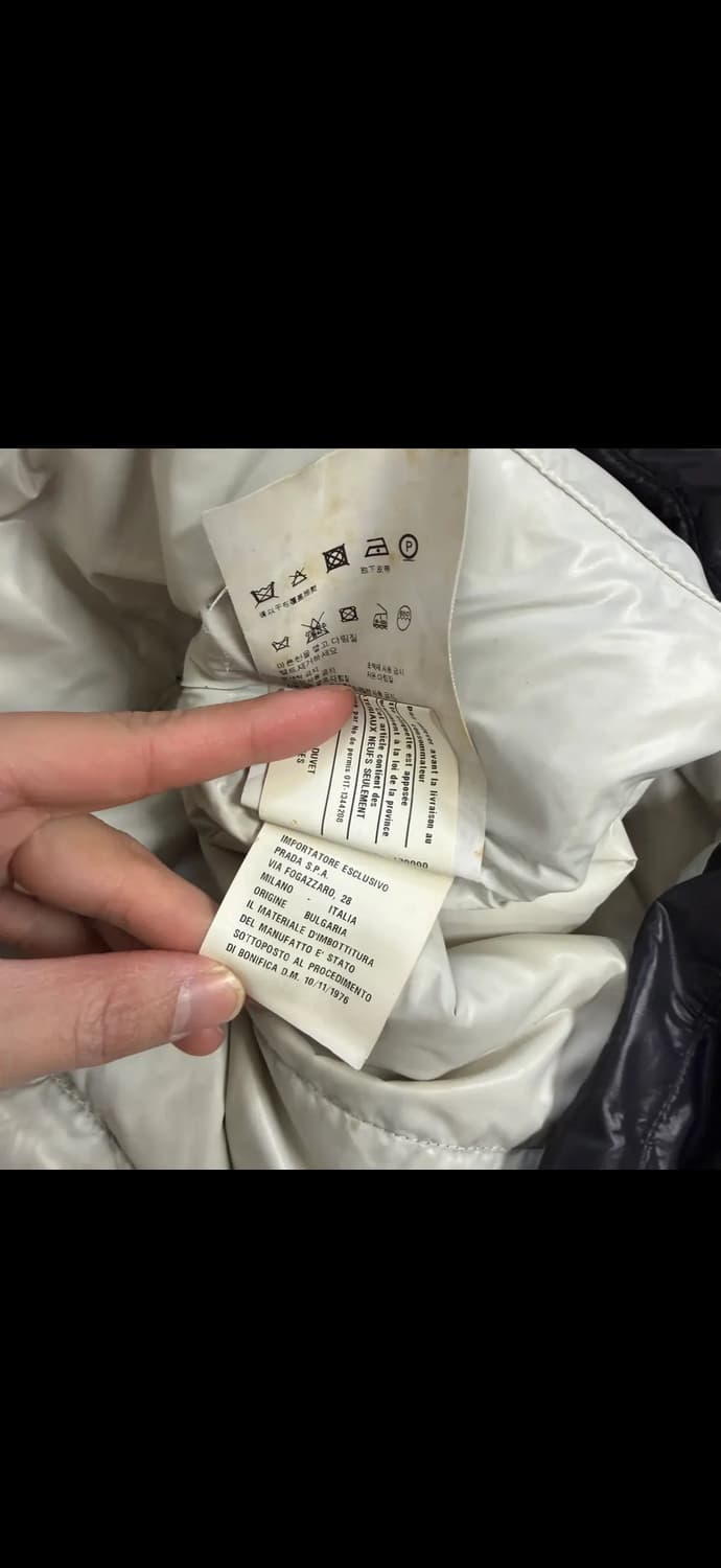 38 프라다 반팔패딩 0129H1 상품이미지5