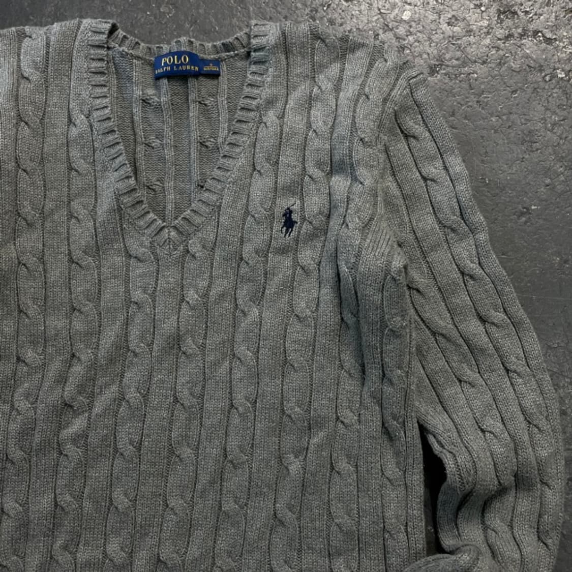 90 폴로 꽈배기 브이넥 니트  상품이미지2