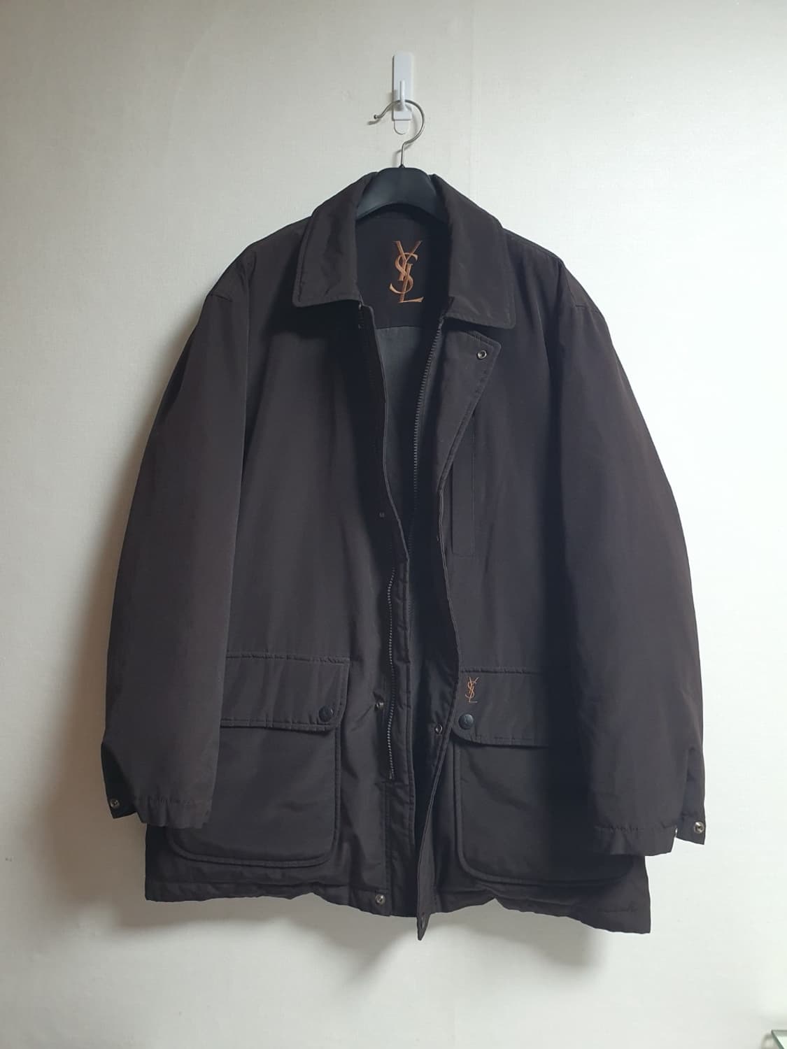 입생로랑 YSL 패디드 필드 자켓 다크브라운 110 / ESS ES 라인 상품이미지3