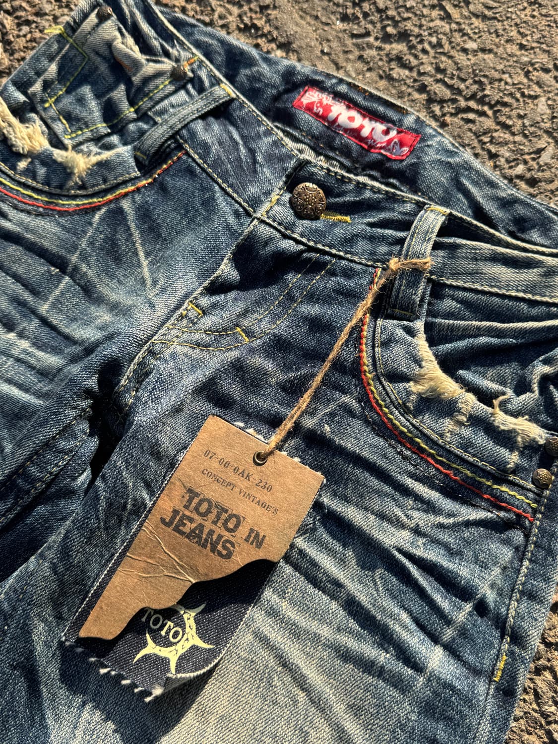 TOTO – Wash Boot-cut Denim Pants 상품이미지3