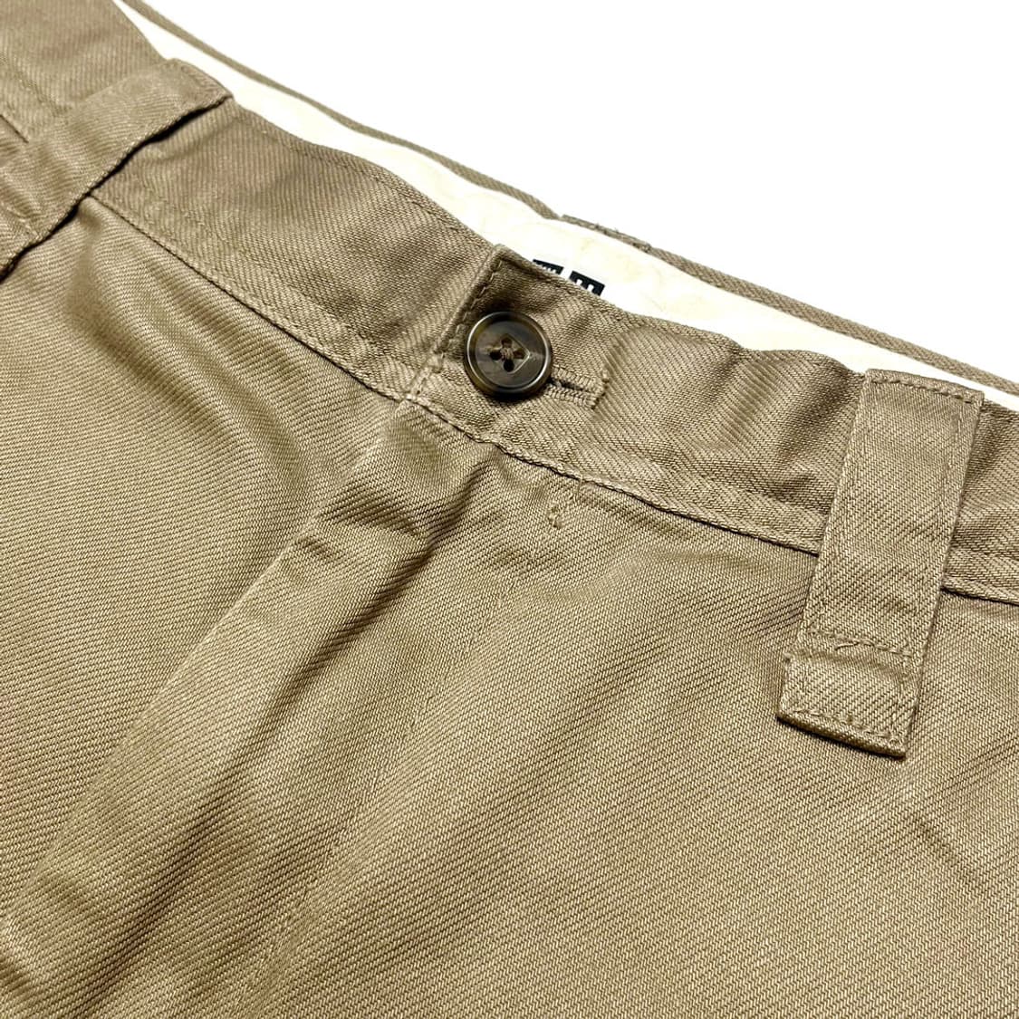 유니클로 와이드핏 치노 팬츠 (베이지) 상품이미지2