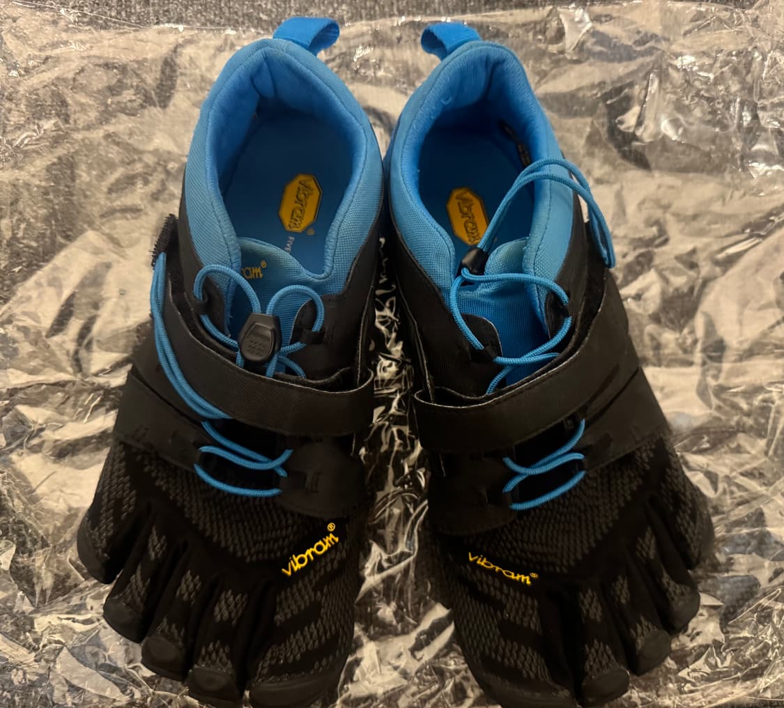 비브람 파이브핑거스 브이트레인 EU42 (270-75) 블랙 블루 상품이미지1