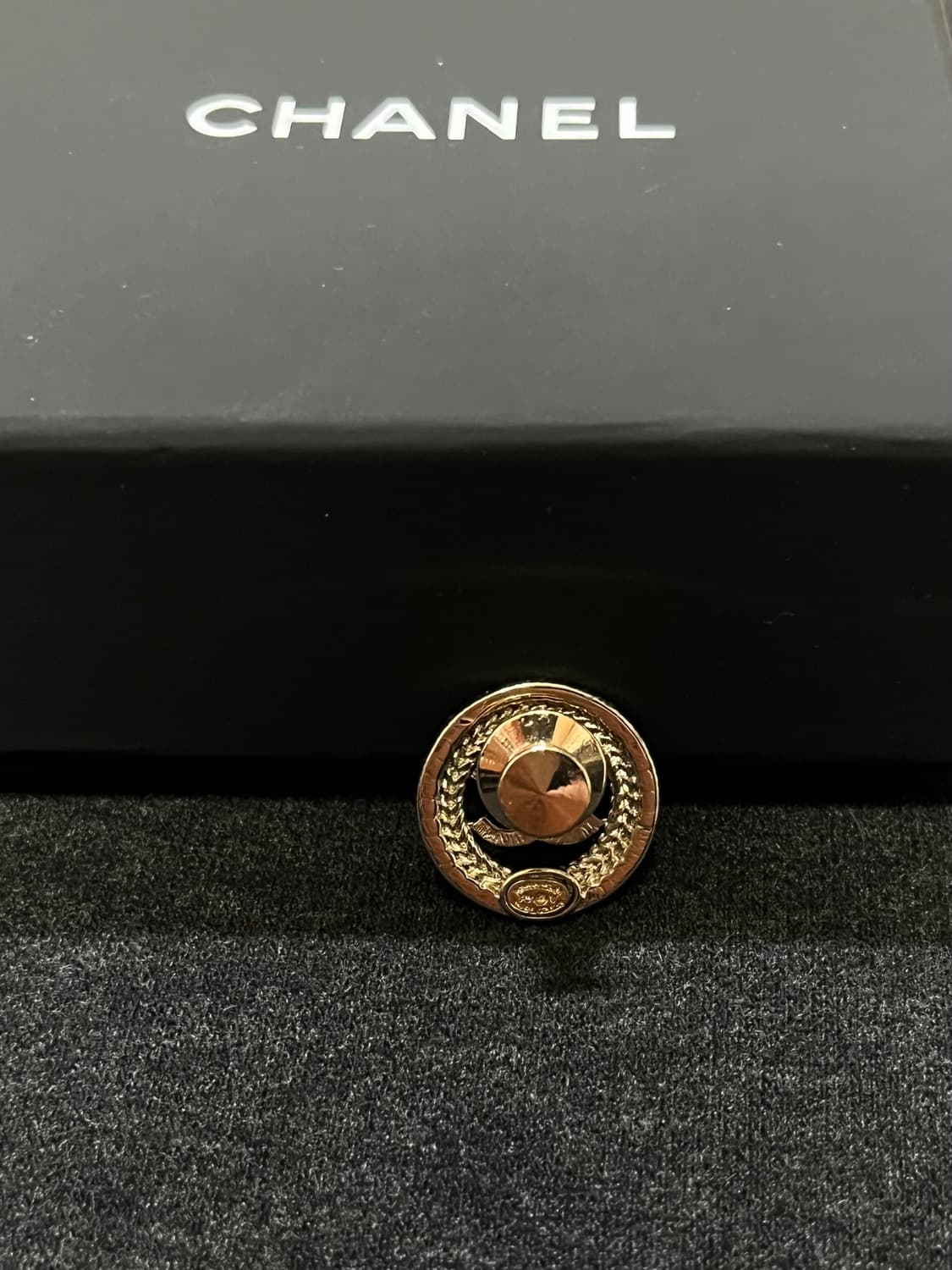 샤넬 정품 업사이클링 cc 큐빅 미니브로치 상품이미지4