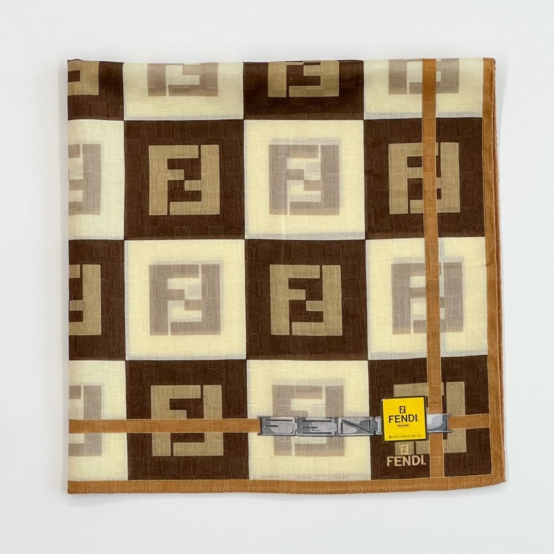 (새상품) fendi / 펜디 쁘띠스카프 손수건 상품이미지2