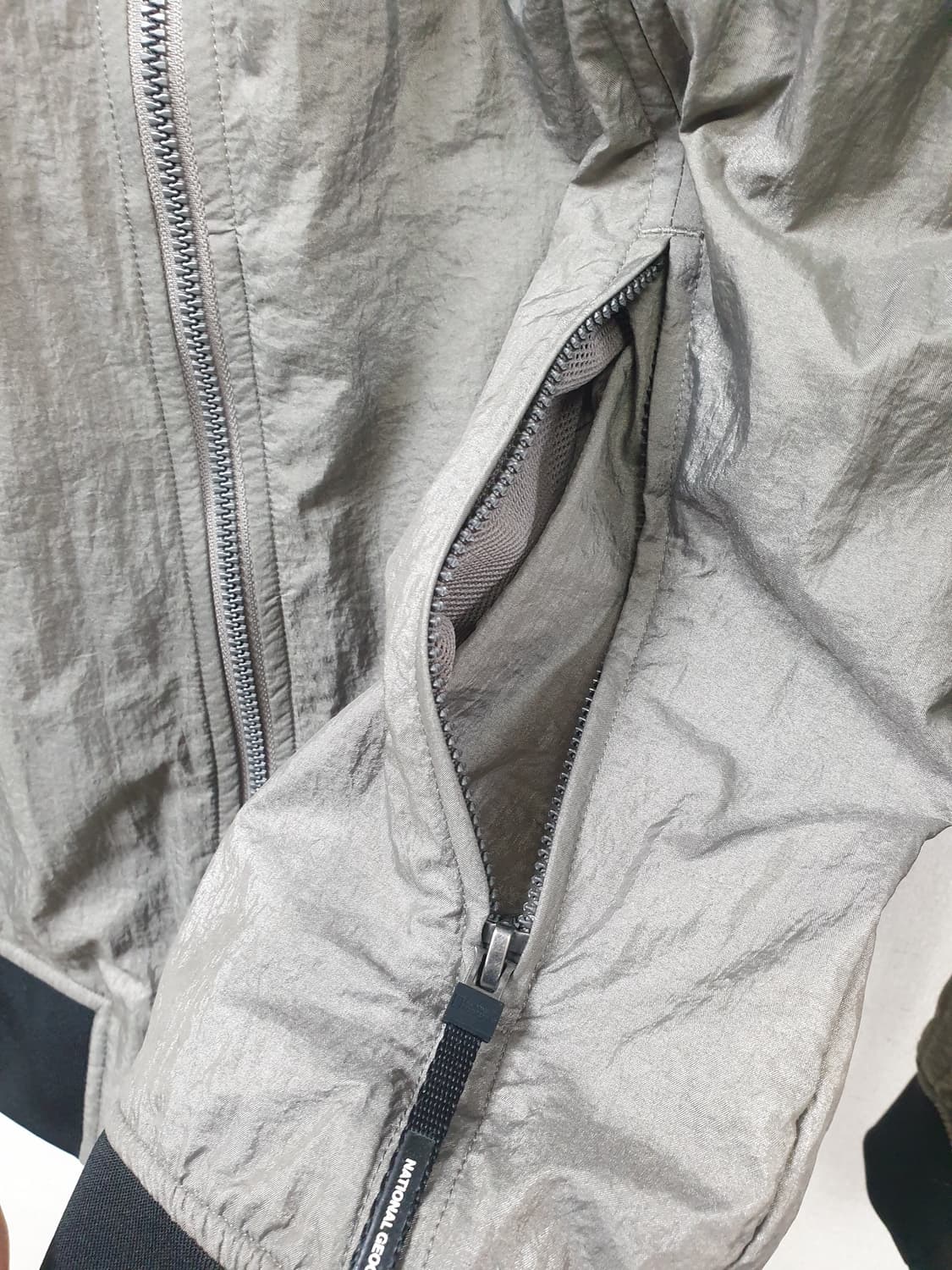 [m/95] 내셔널지오그래픽 바람막이 봄버자켓 상품이미지6