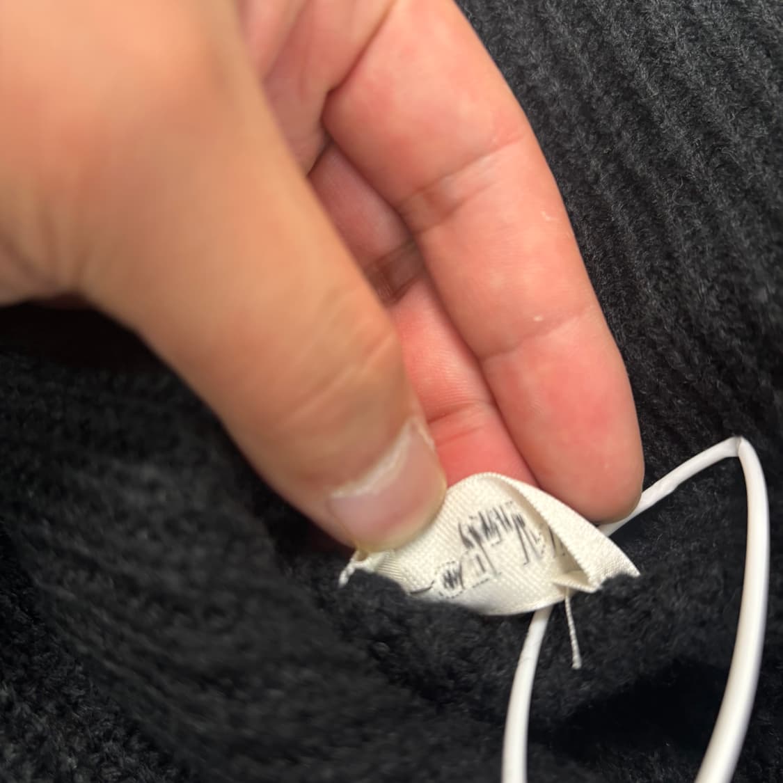 110 셀린느 리브드 빅로고 니트 상품이미지3