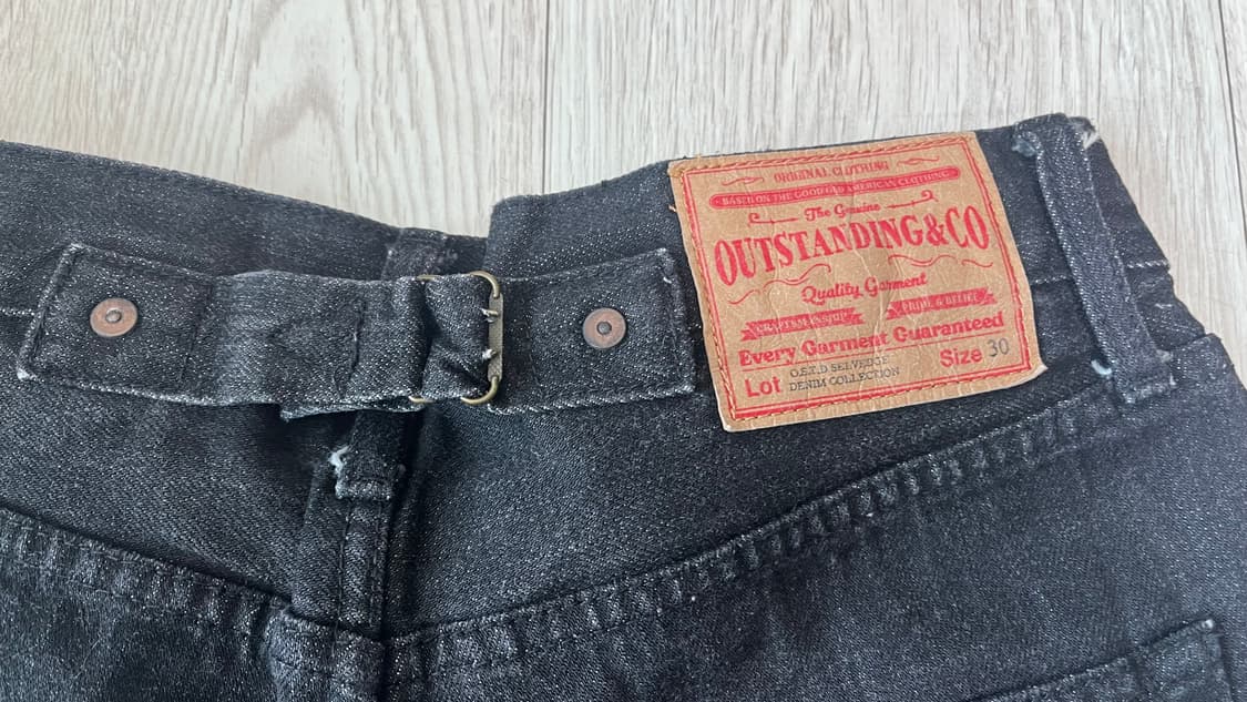 아웃스탠딩 30‘s 신치백 셀비지 와이드 블랙 데님 (30) 상품이미지1