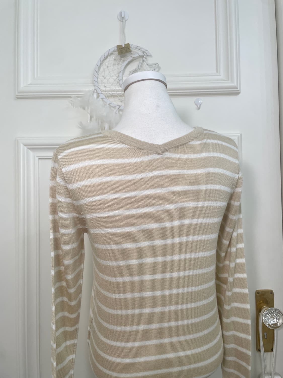 IMAGE beige white stripe basic cardigan 상품이미지4