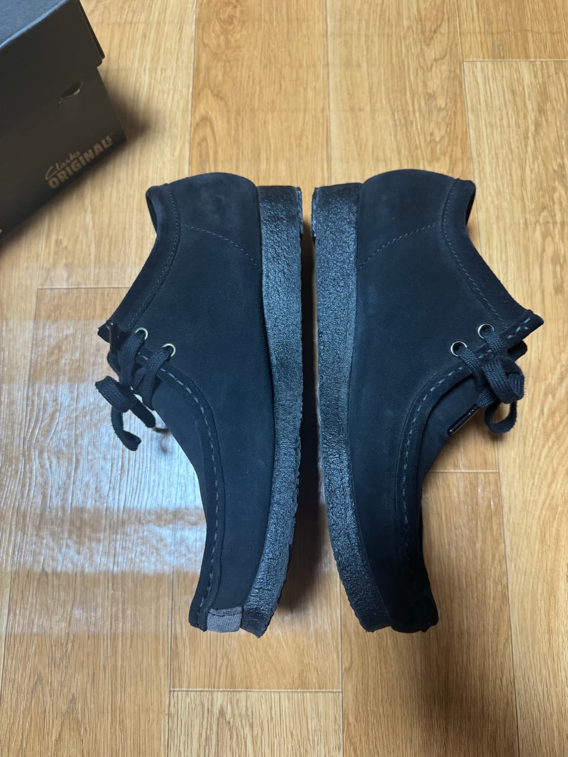 [Uk9] 클락스 x 지용킴 선 블리치드 왈라비 블랙 상품이미지2