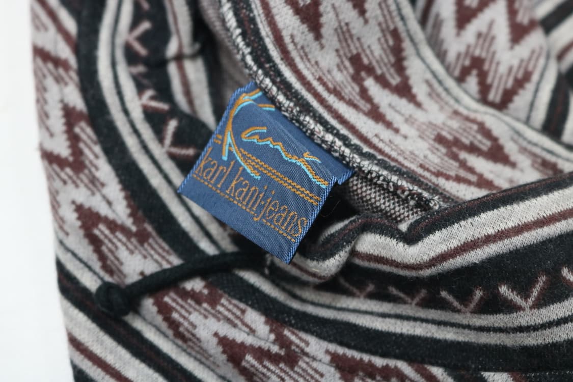 칼카니 패턴 모크넥 상품이미지10