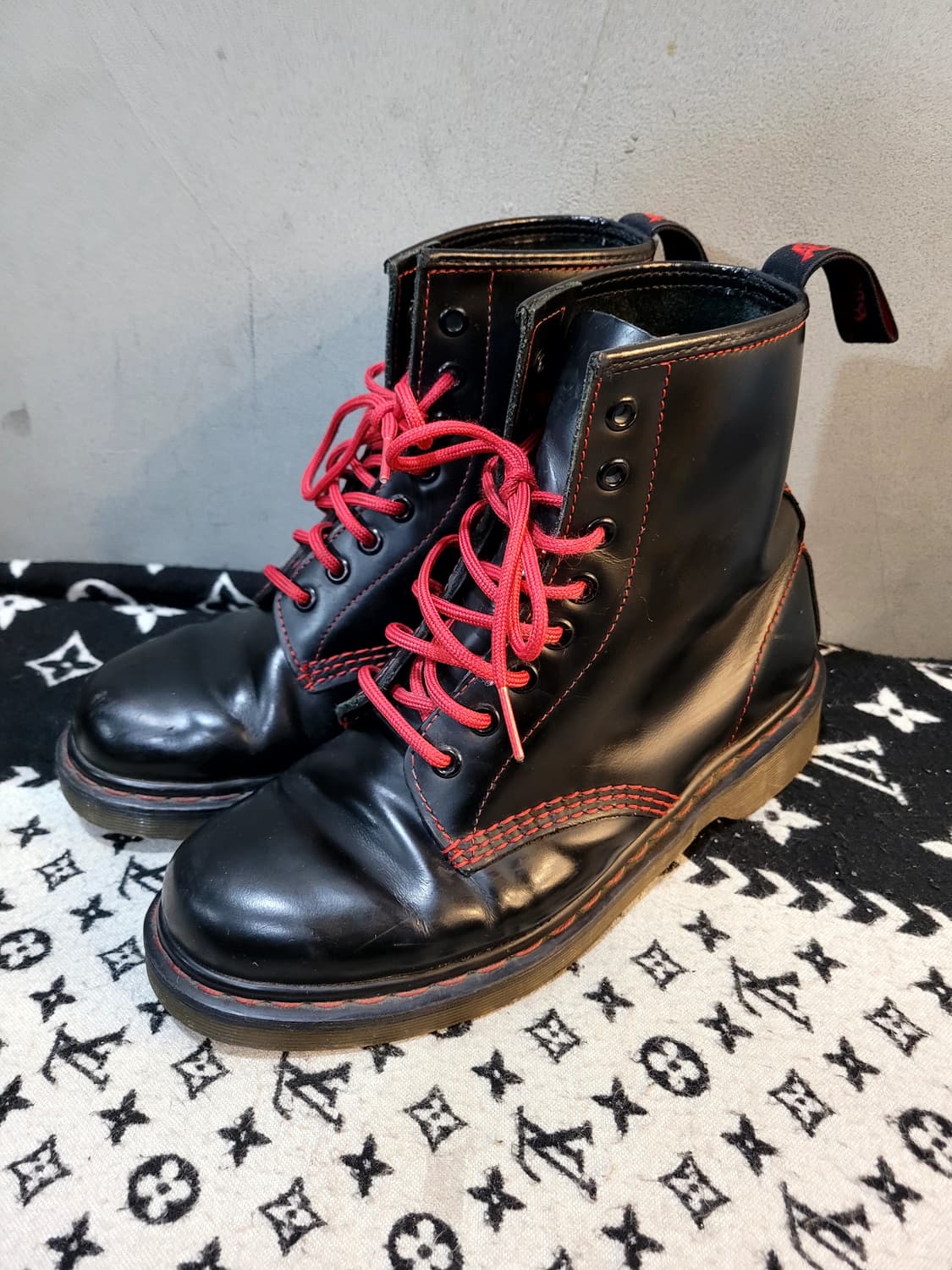 정품 닥터마틴 1460 8홀 레드스티치 워커부츠 상품이미지1