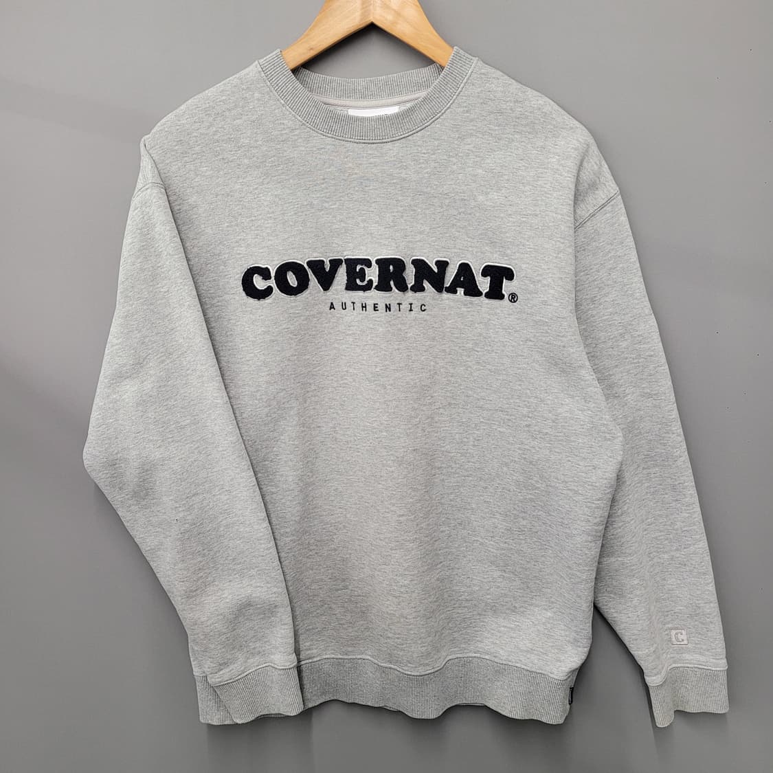 커버낫 어센틱 로고 맨투맨 그레이 상품이미지1