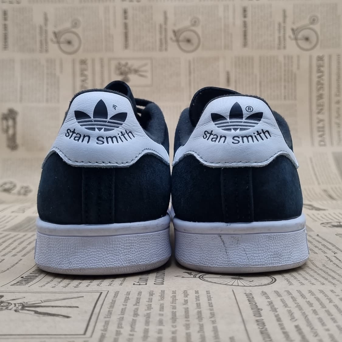 아디다스 스탠스미스 스웨이드 스니커즈245 상품이미지4