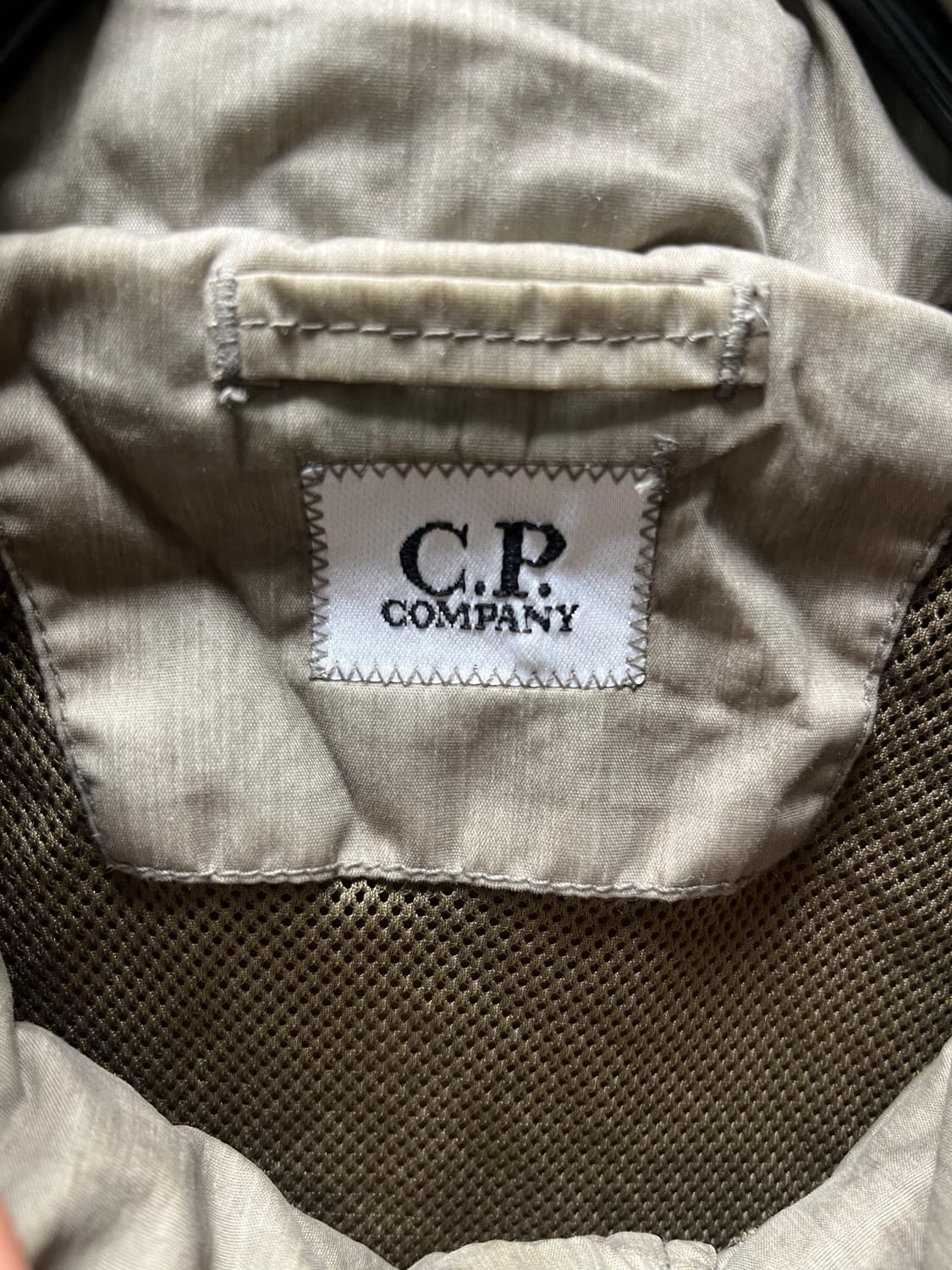 CP컴퍼니 필드자켓 M 상품이미지4