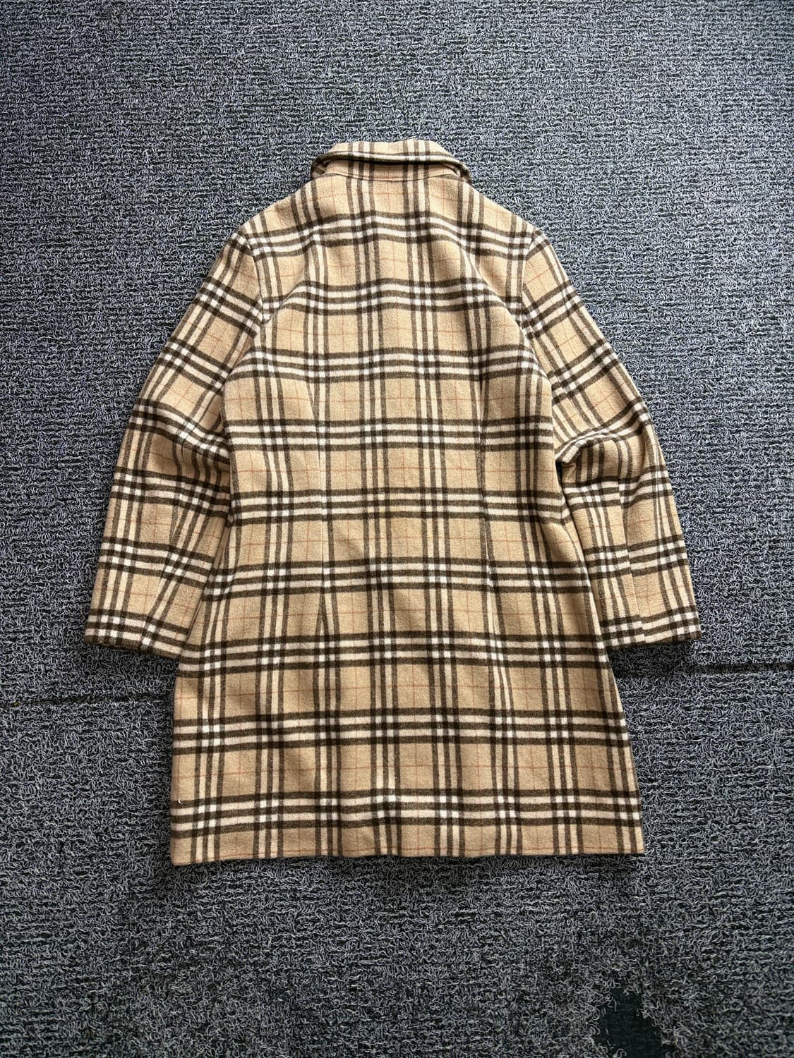 버버리 노바체크 울 싱글 코트 3043 상품이미지4