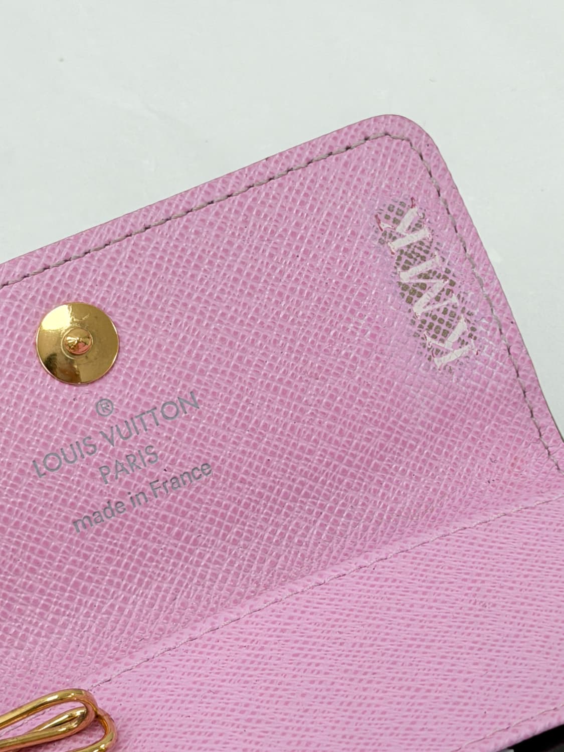 루이비통 모노그램 멀티컬러 화이트 뮤를 4 키 케이스 상품이미지8