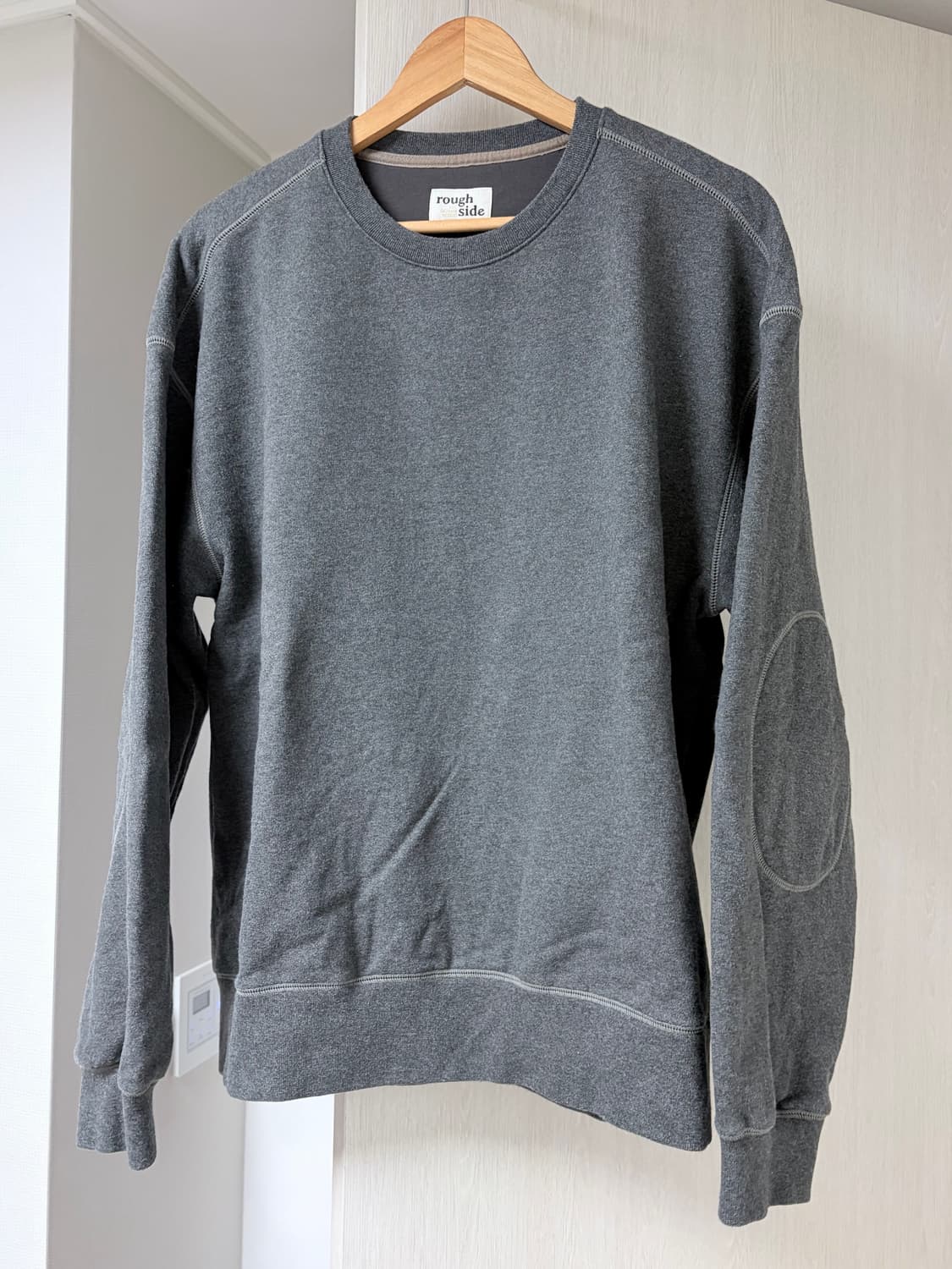 러프사이드 오버사이즈 맨투맨 그래파이트2 상품이미지1