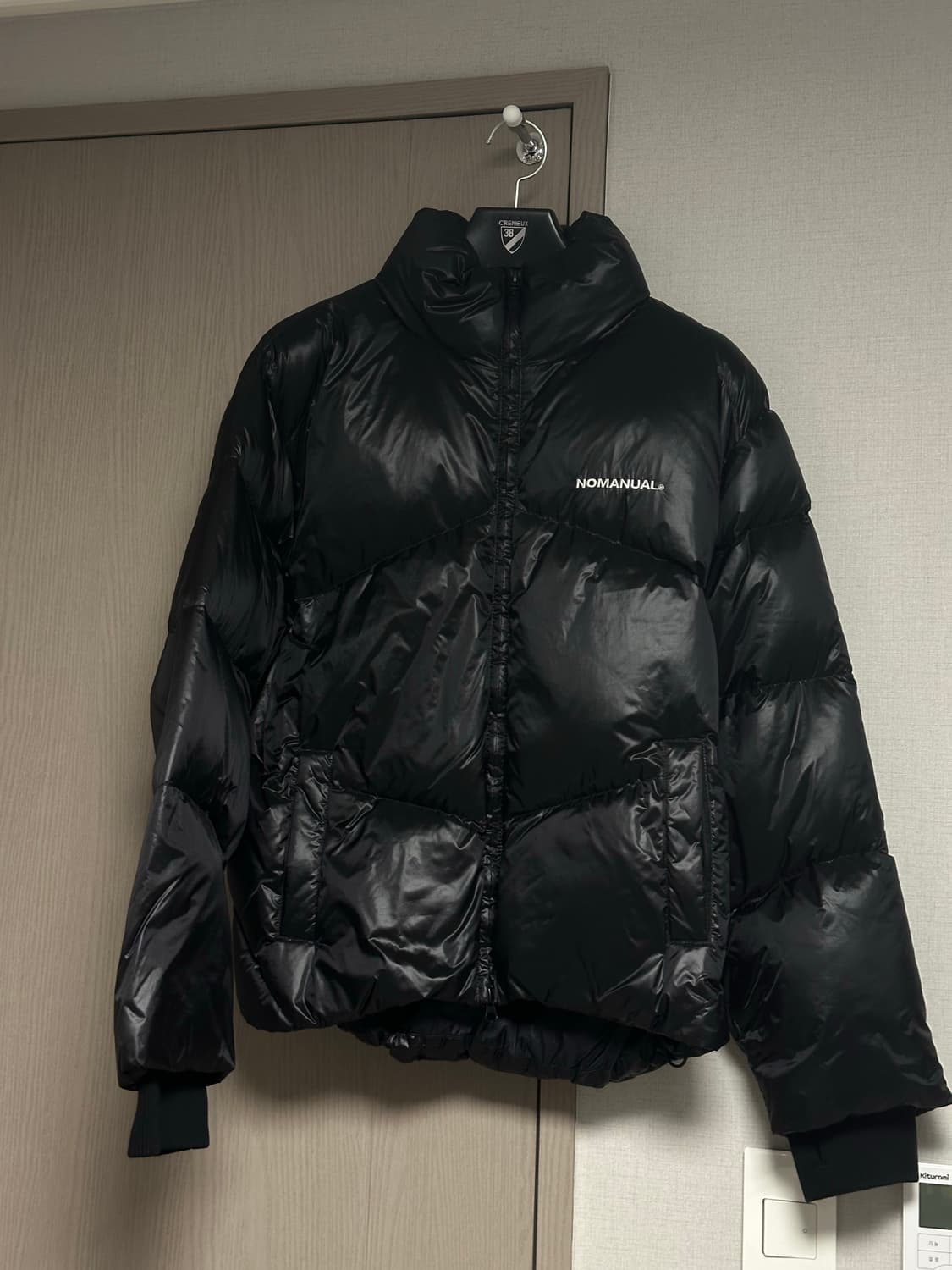 노매뉴얼 유광 패딩 검정 S 사이즈 상품이미지2