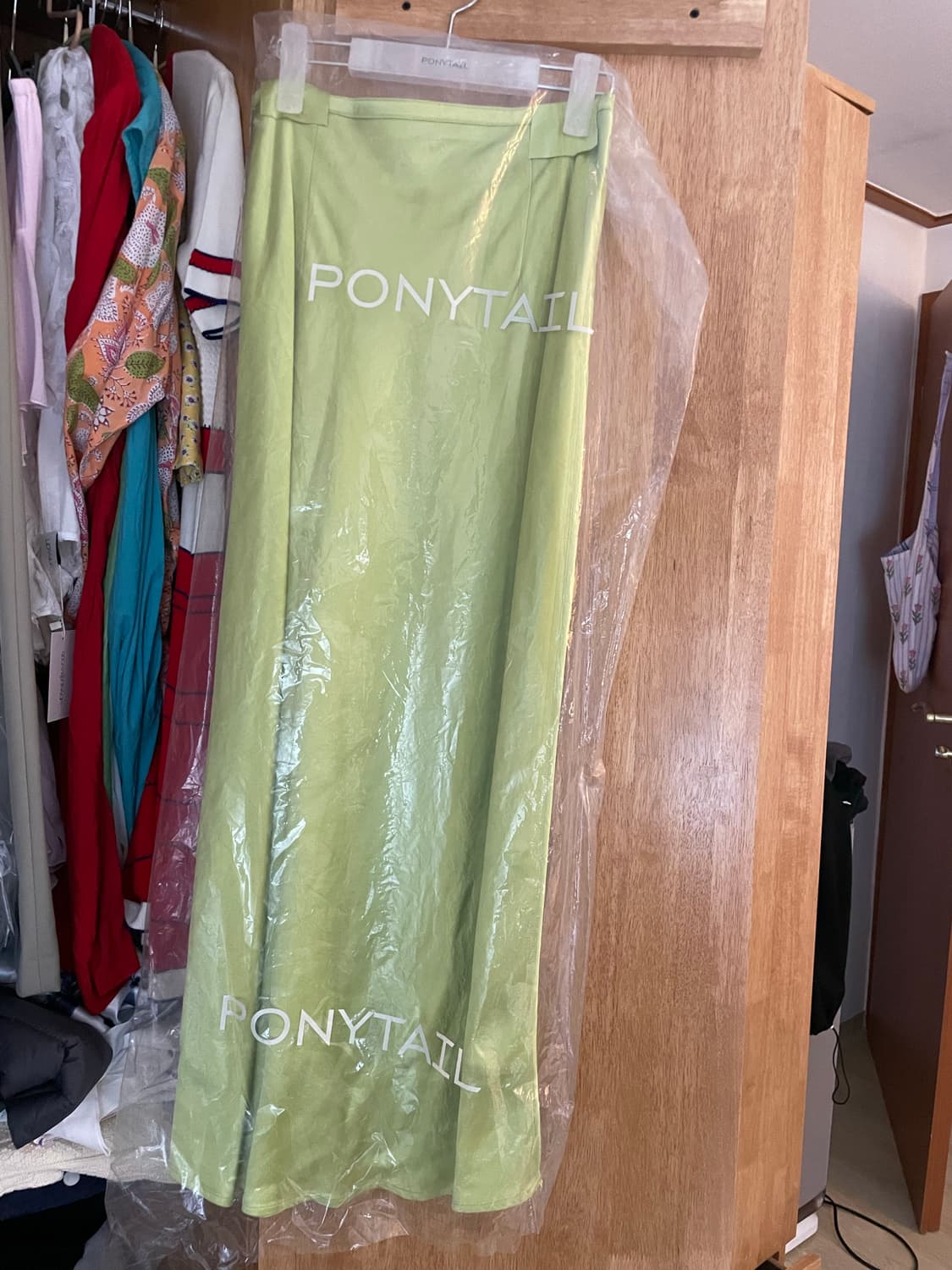 ponytail 새틴 스커트 s 상품이미지1