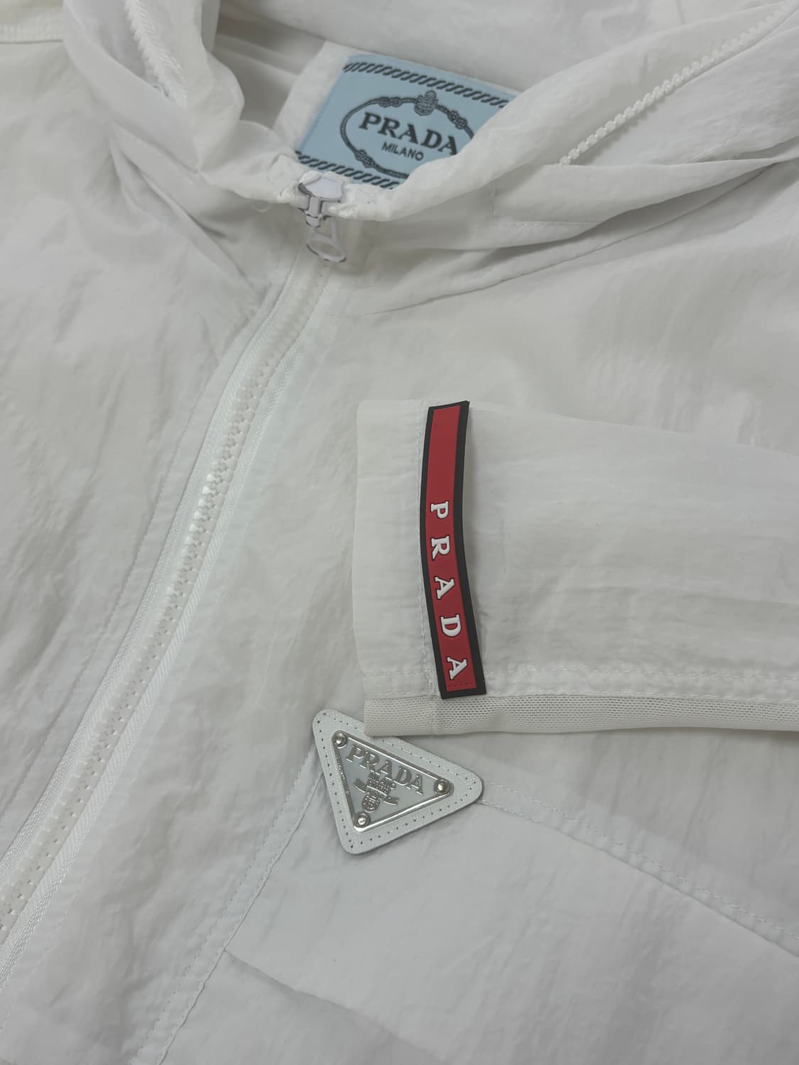 프라다 바람막이 상품이미지3