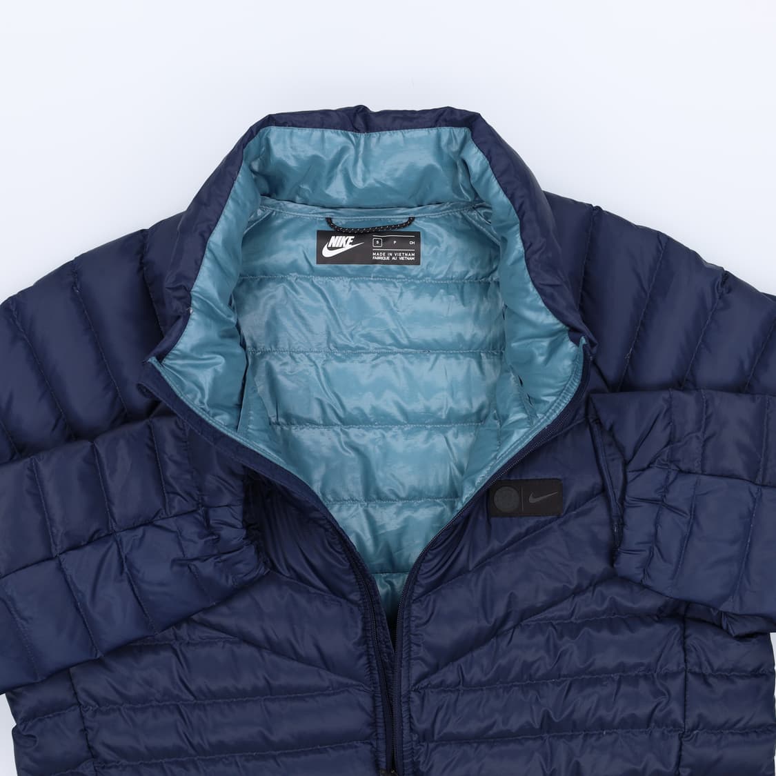 [95] 나이키 딥네이비 첼시FC 패치로고 덕다운 경량 패딩 N7023 상품이미지4