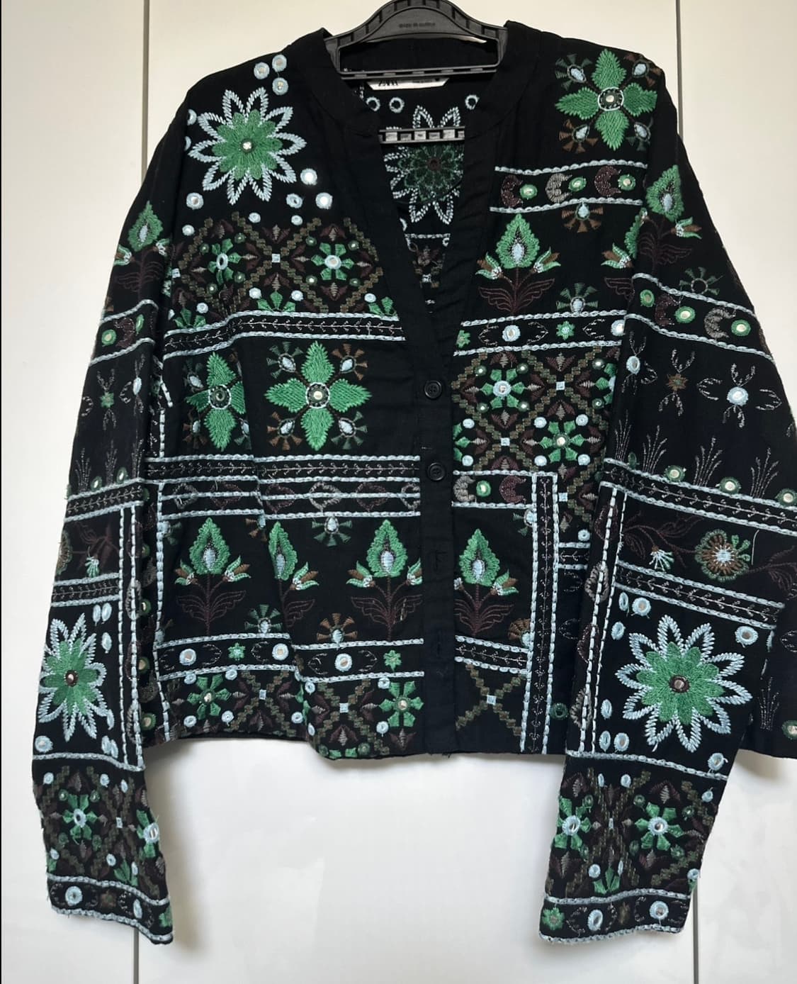 자라 블랙 자켓 에스닉 자수 장식 상품이미지2