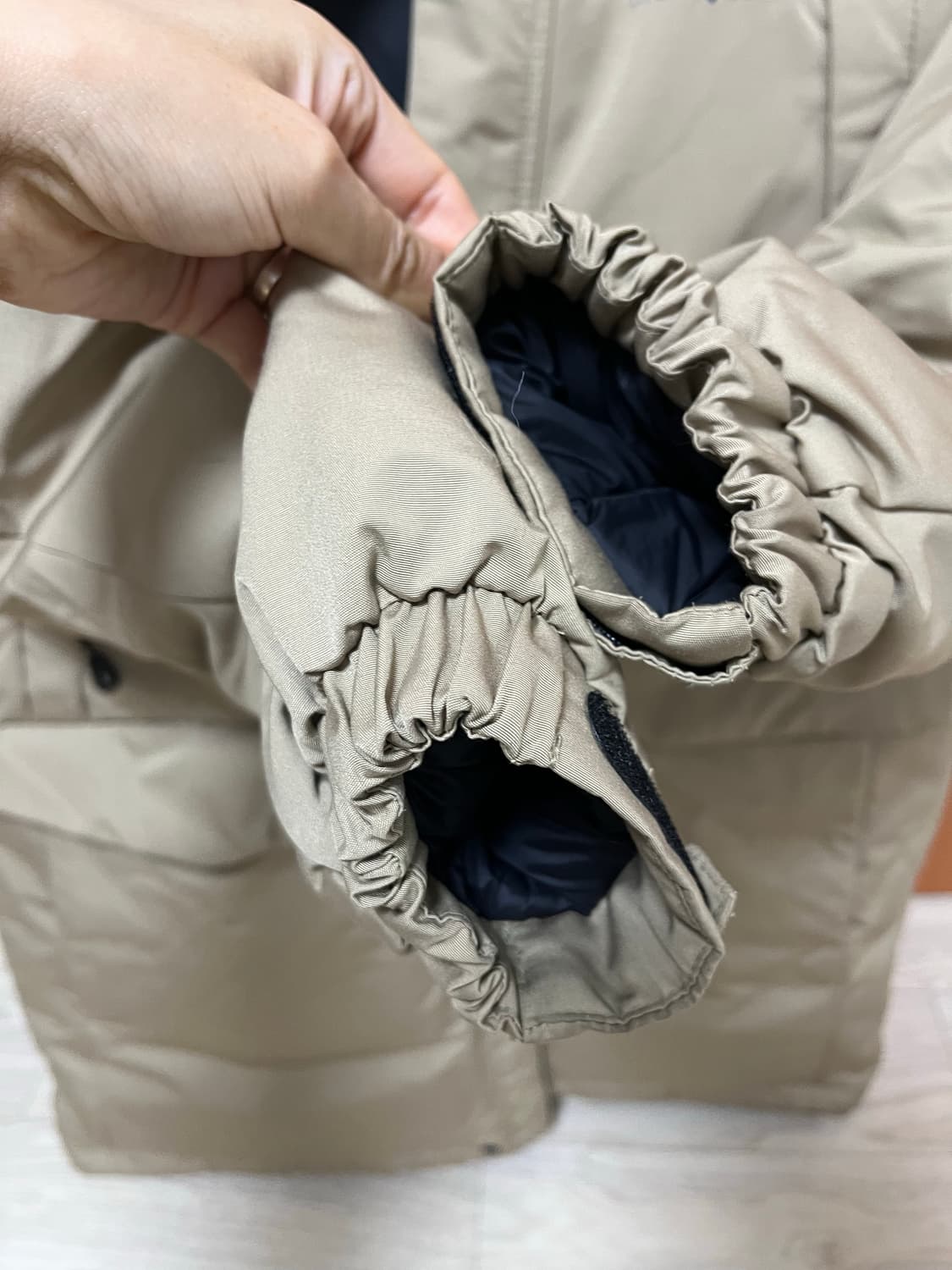 몽벨 키즈 패딩 160사이즈(성인 여성 S착용가능) 상품이미지6