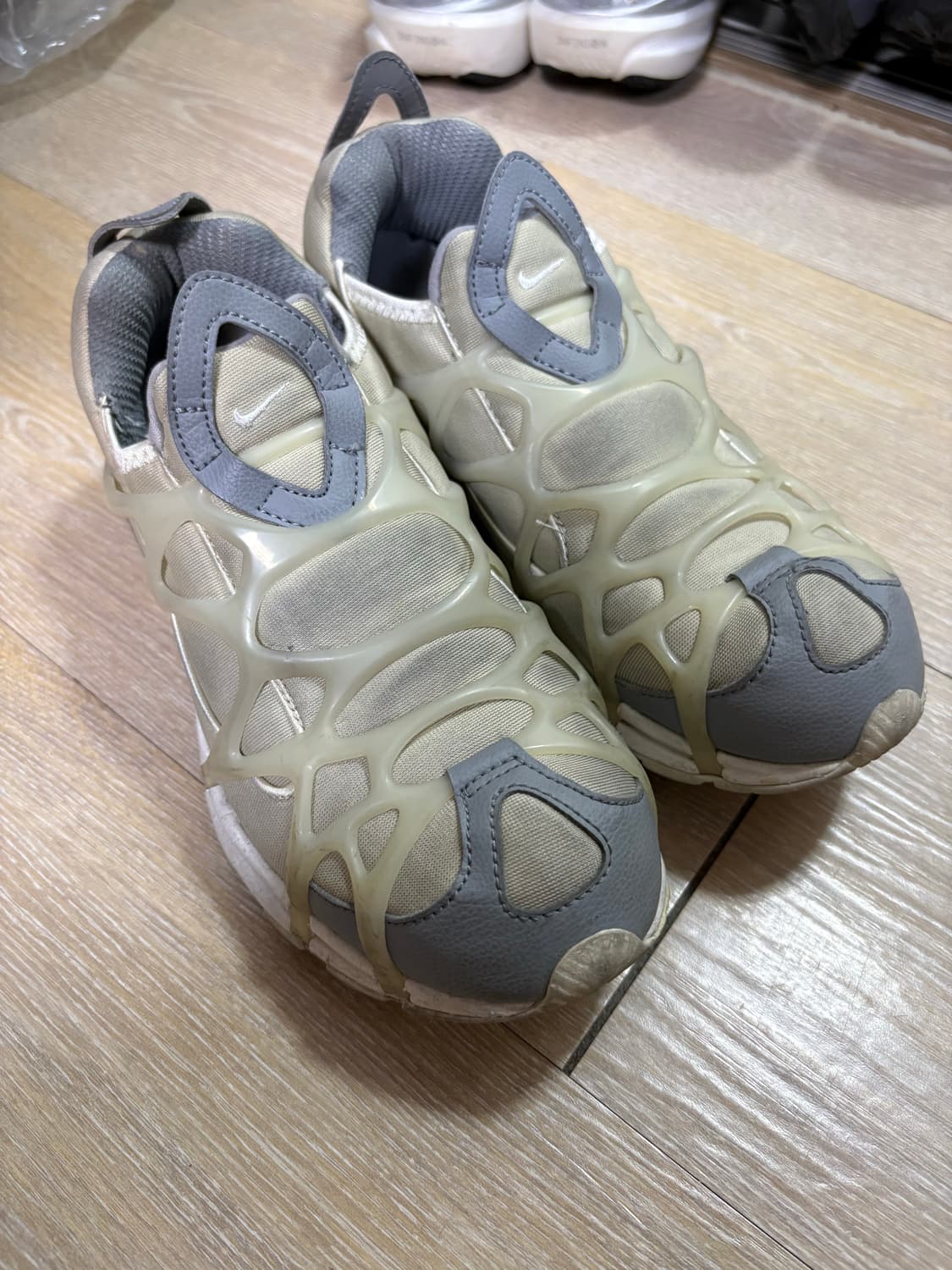 나이키 에어 쿠키니 라탄 앤 파티클 그레이  260 상품이미지1