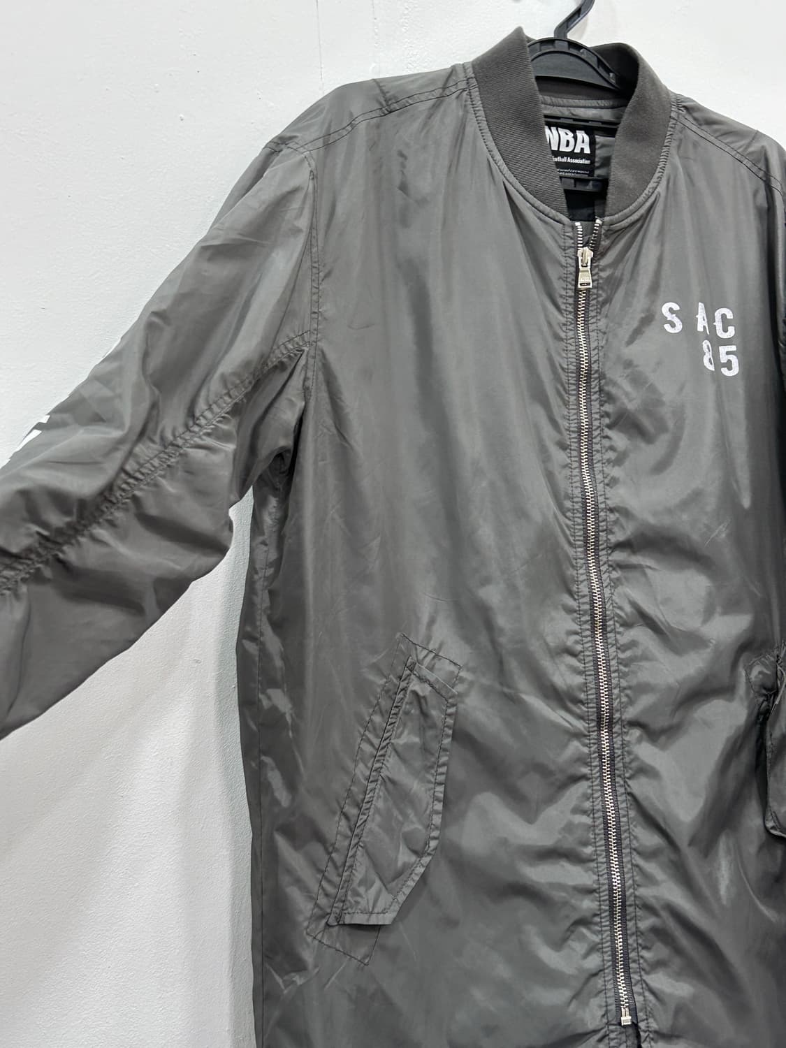 NBA 새크라멘토 킹스 롱 바람막이 점퍼 남성 S 90-95 상품이미지4