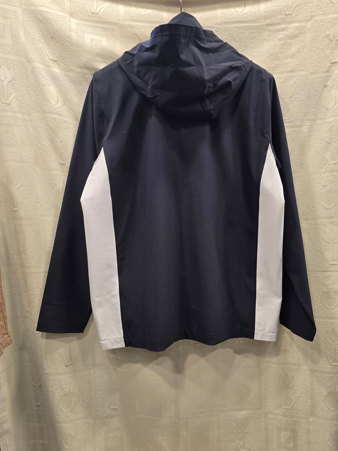 언더아머 후드 집업 바람막이 자켓 L (100) 상품이미지5