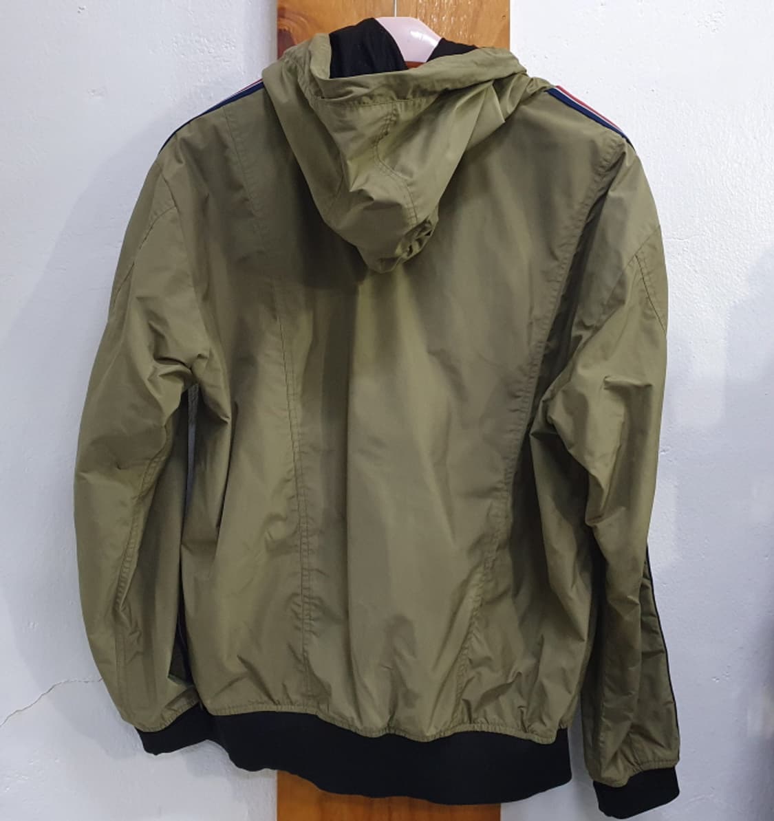 오니츠카 타이거 후드바람막이(100) 상품이미지8