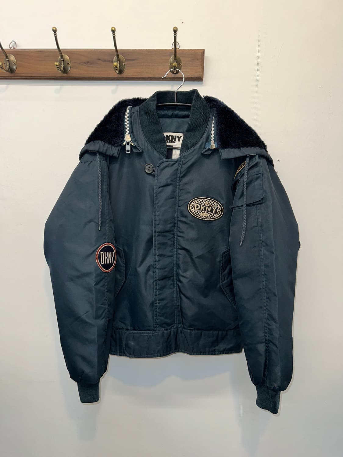 vintage y2k DKNY ma-1 hood 봄버 상품이미지3
