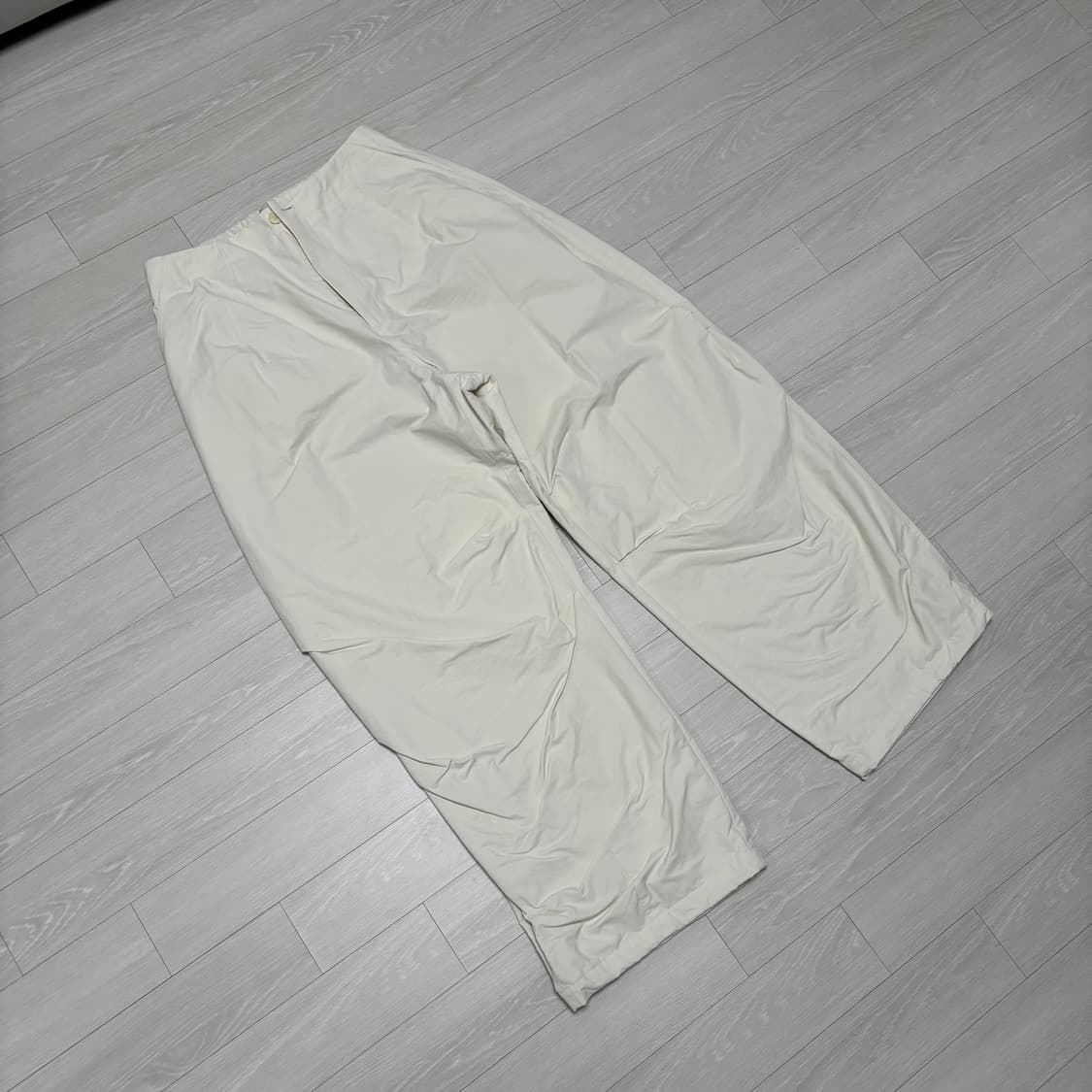 (L)아모멘토 코튼 나일론 퍼티그 팬츠 에크루 상품이미지3