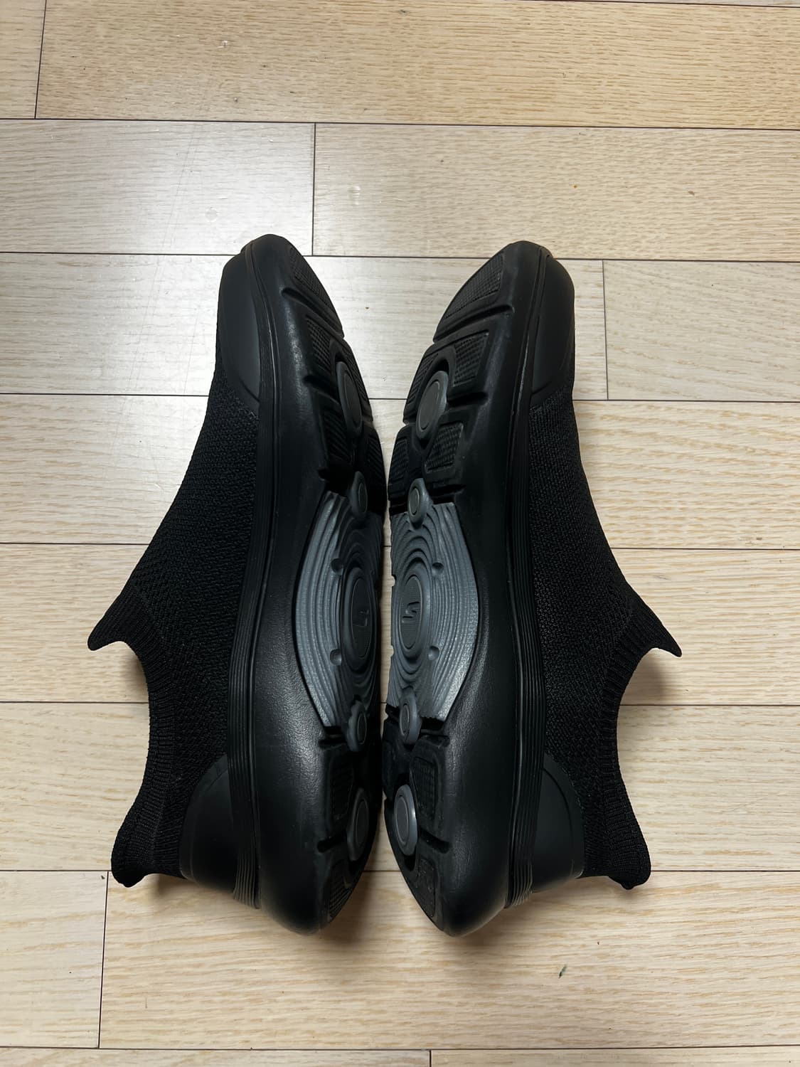 스케쳐스 고워크 아치핏 2.0 250 상품이미지4