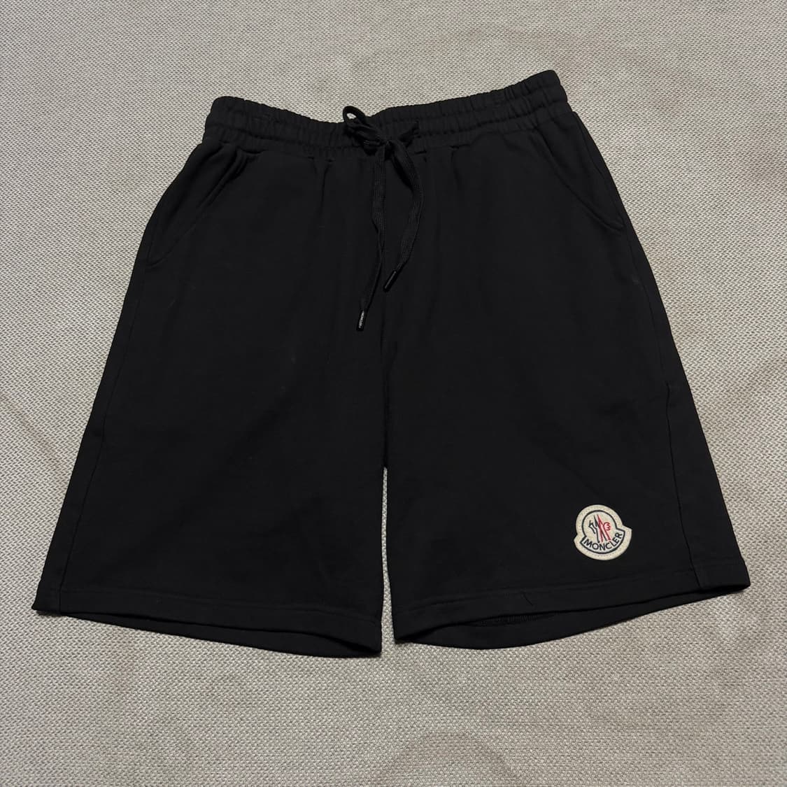 몽클레어 로고 반바지 상품이미지1