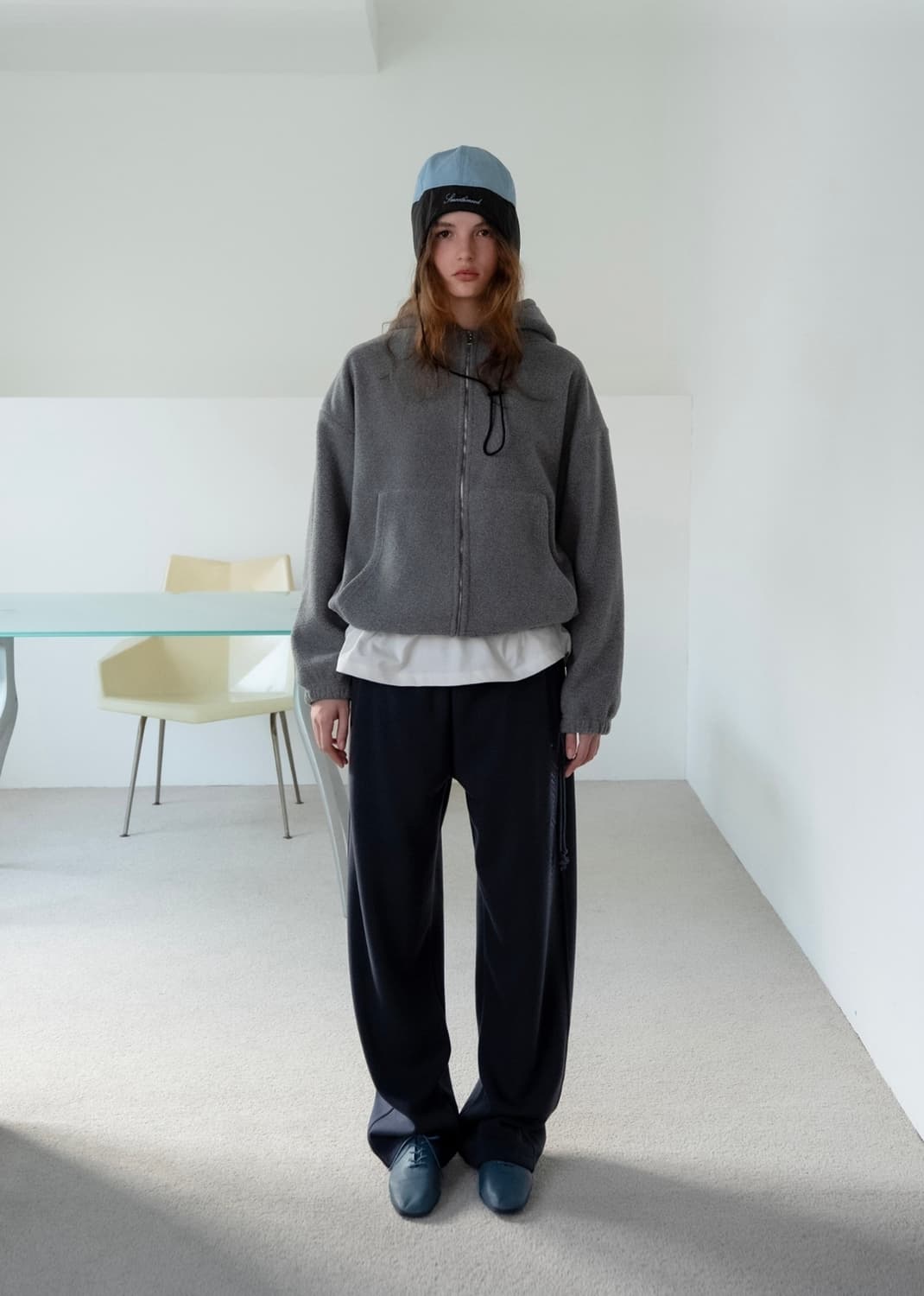 택달린새상품) 스무드무드 솝 플리스 후드 집업 차콜 그레이 상품이미지1