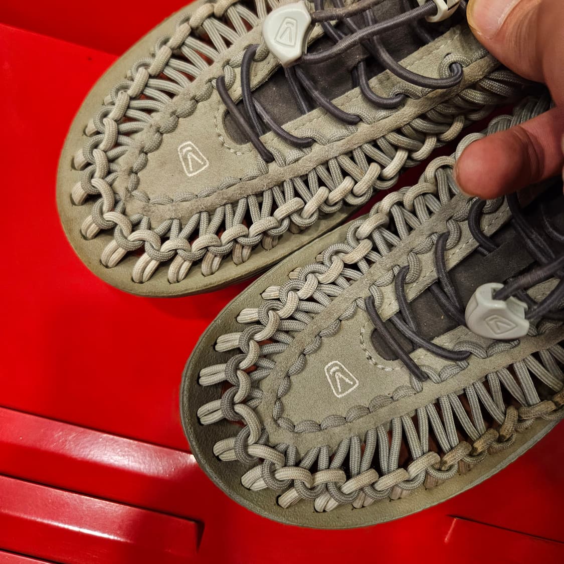 킨(KEEN) 유니크 샌들 255size 상품이미지3
