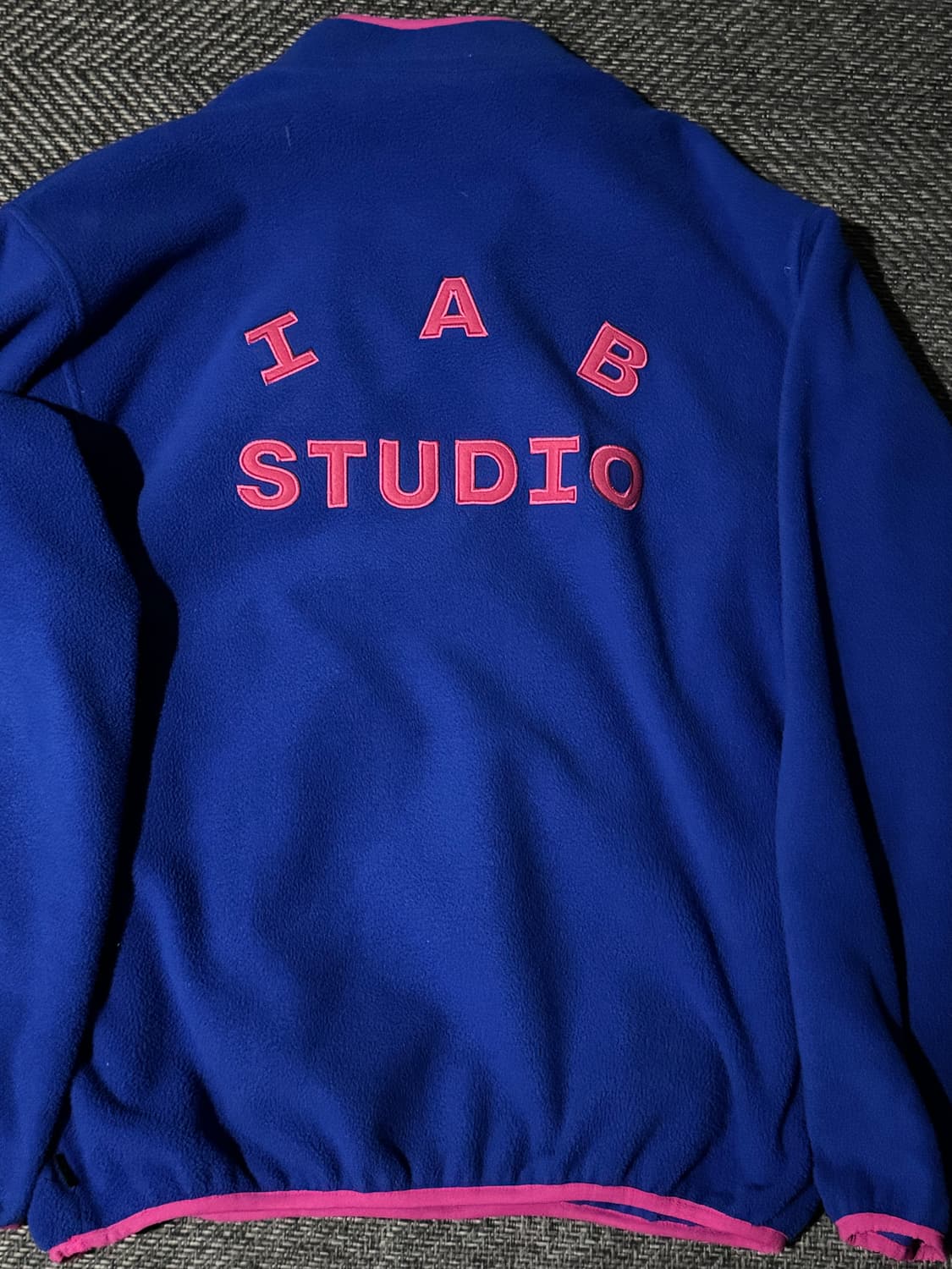 아이앱스튜디오 토르 반집업 상품이미지1