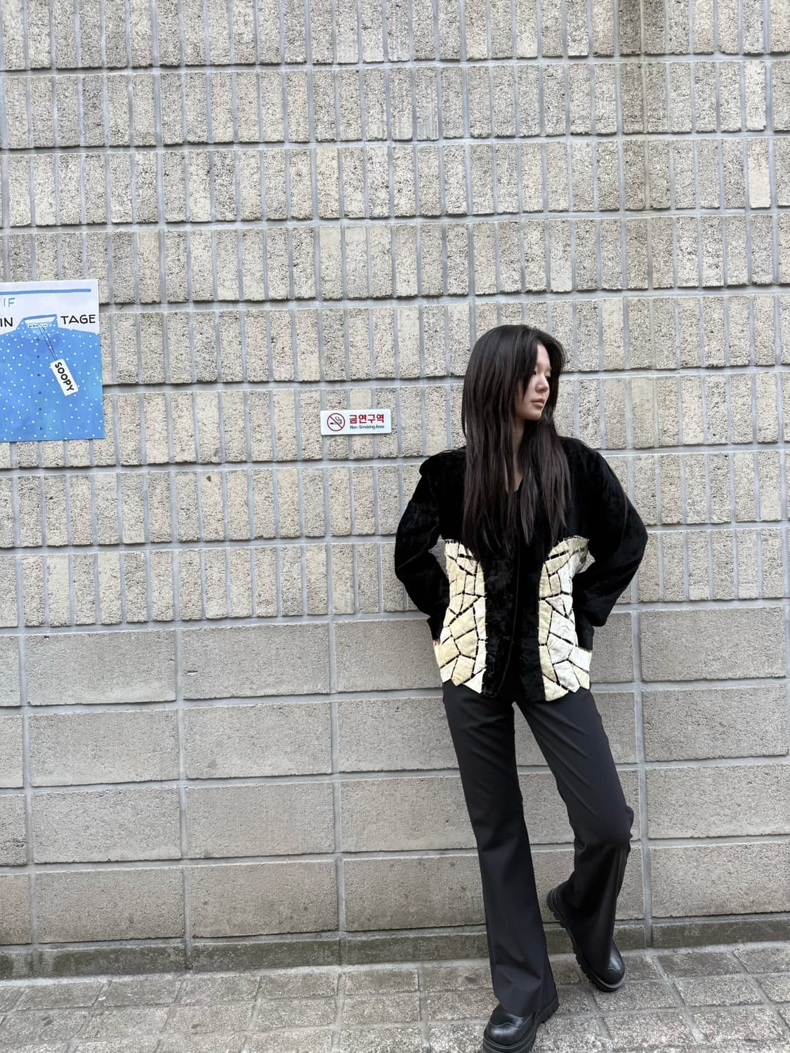 츠모리 치사토 그래픽 디테일 벨벳 블레이저 상품이미지6