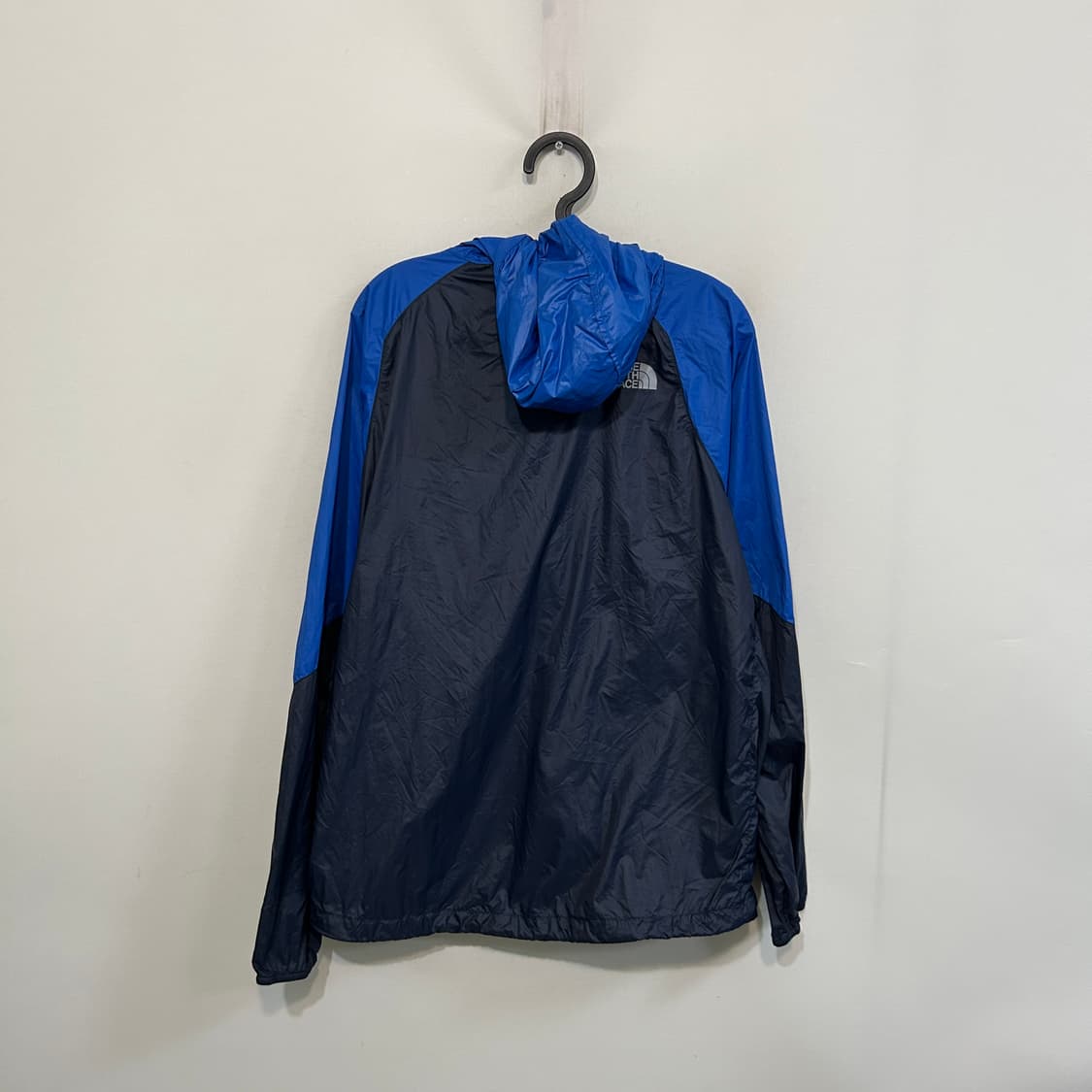 노스페이스 남성 바람막이 100 상품이미지3