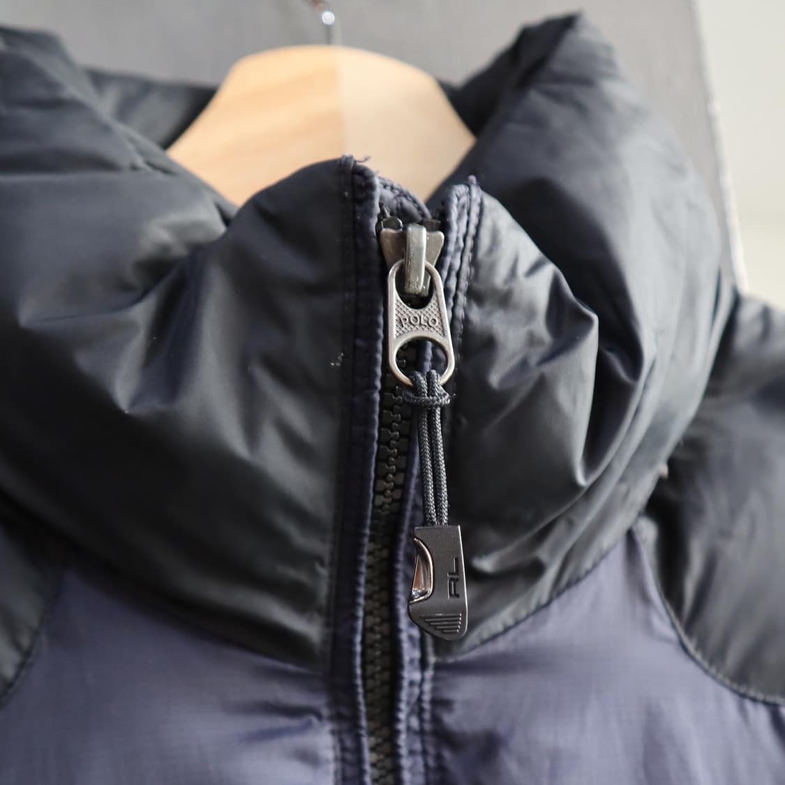 폴로 네이비 푸퍼 다운패딩  가슴 59 기장 71 어깨 상품이미지4