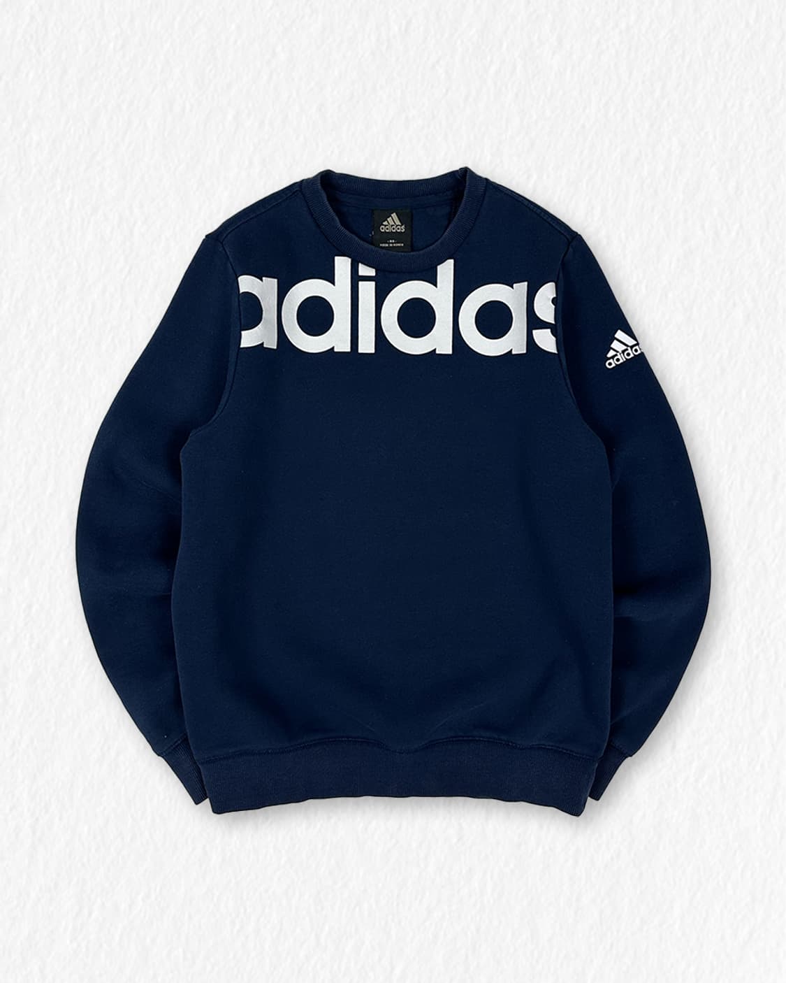 아디다스 로고 스펠아웃 기모 맨투맨 상품이미지1