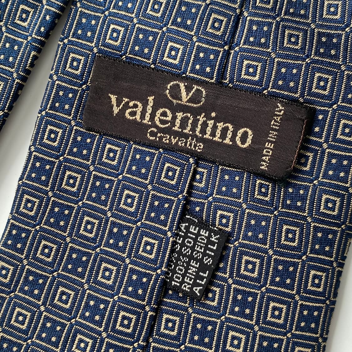 발렌티노(VALENTINO) 심플로고 정품 명품 넥타이 상품이미지6
