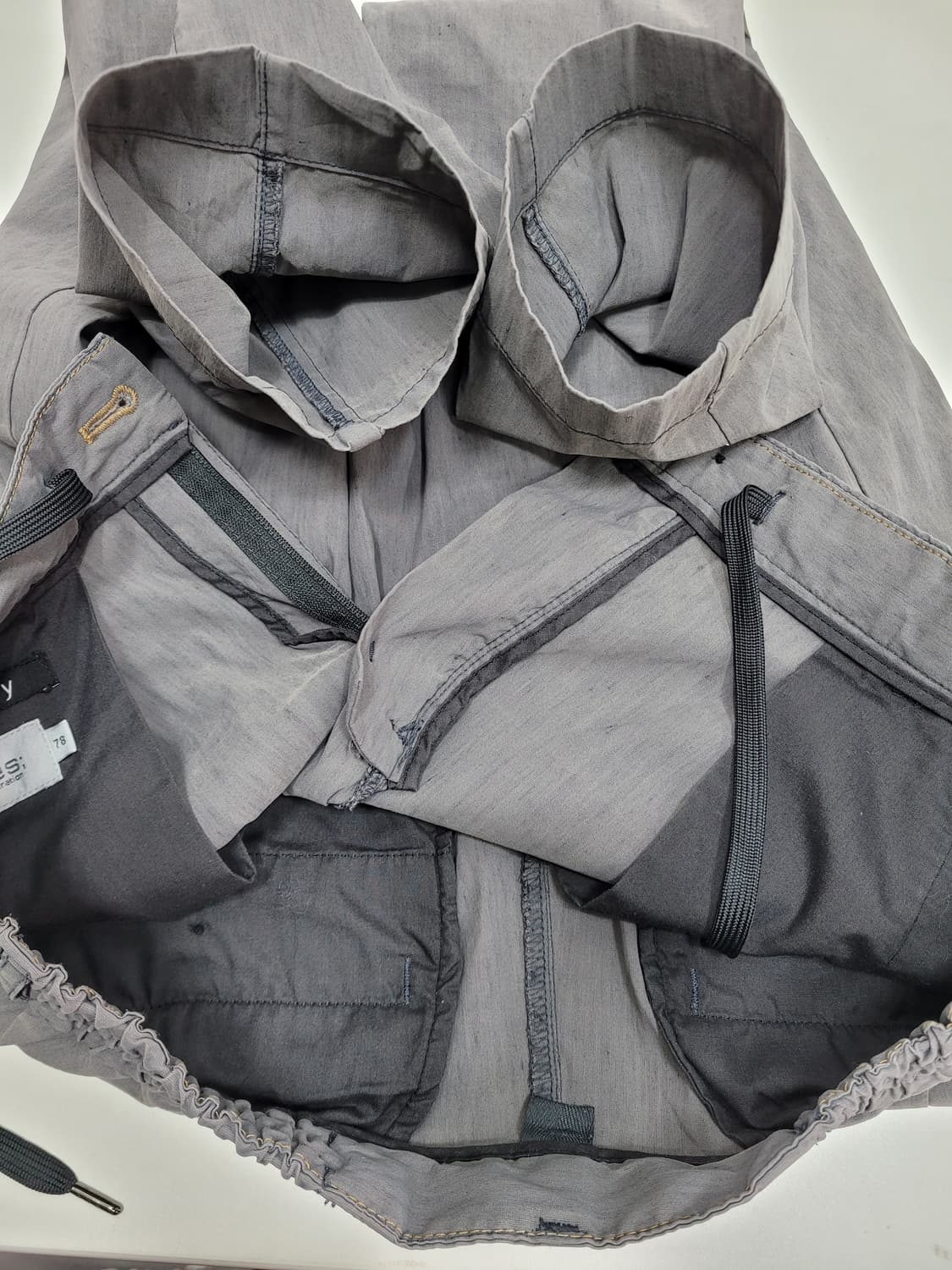 Series 22SS 시리즈 baggy 스트링 원턱 팬츠 / 남 78
 상품이미지8