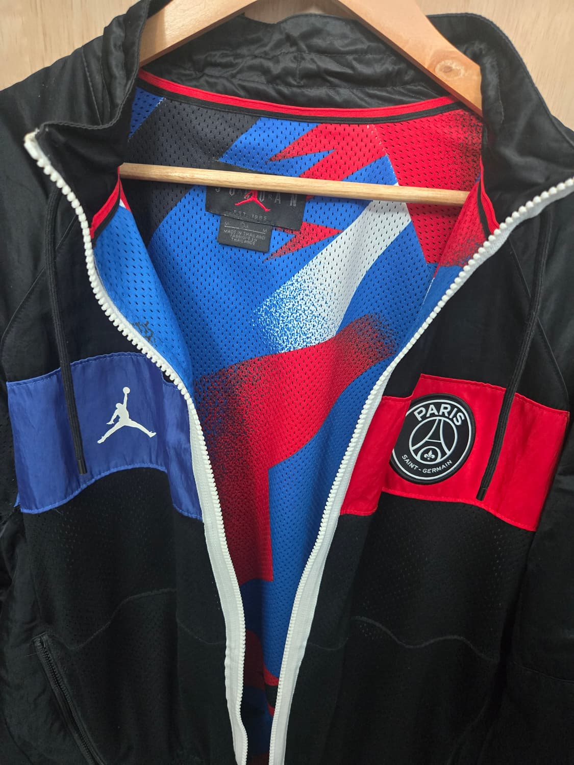 파리생제르망×조던 바람막이 상품이미지3