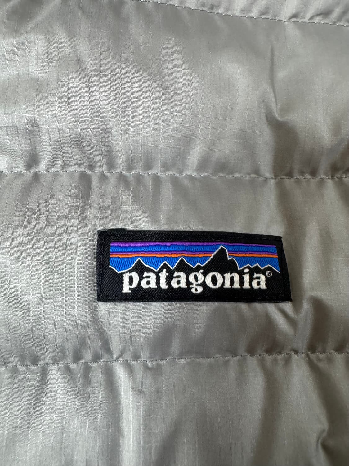 L 파타고니아 다운스웨터 자켓 실버 그레이 상품이미지2