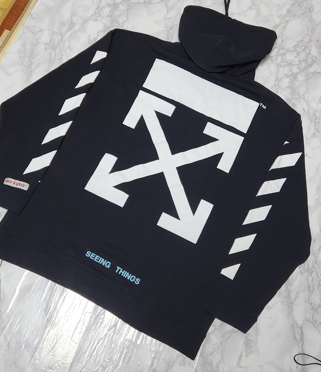 Off-White 오프화이트 17F/W 에로우 후드티 상품이미지1